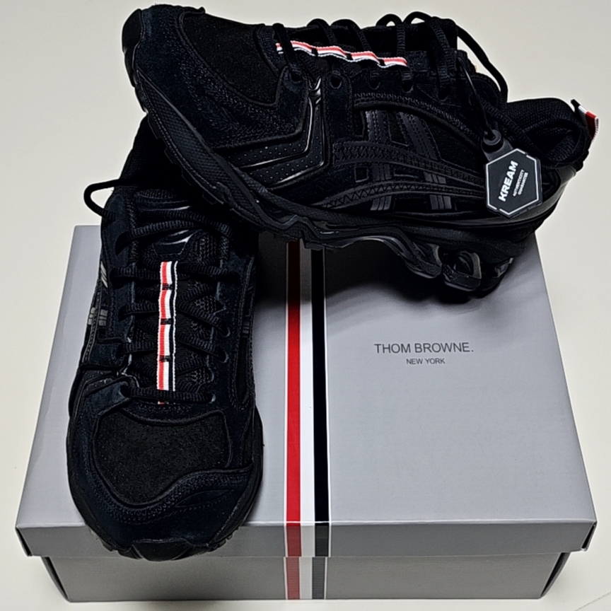 Asics x Thom Browne Gel-Kayano 14 Black 착용 스타일
