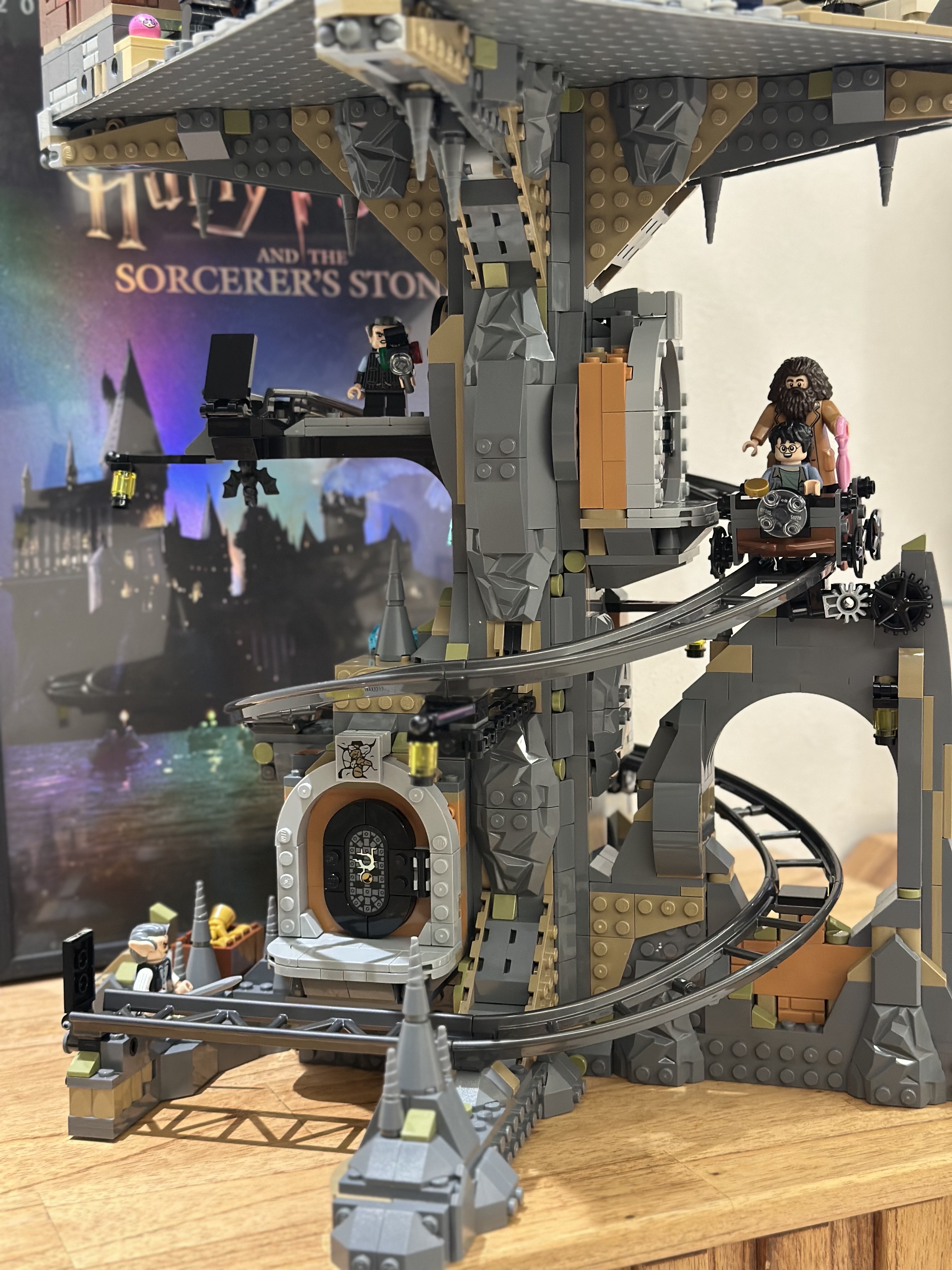 Lego Harry Potter Gringotts Wizarding Bank - Collectors' Edition 착용 스타일 - 2