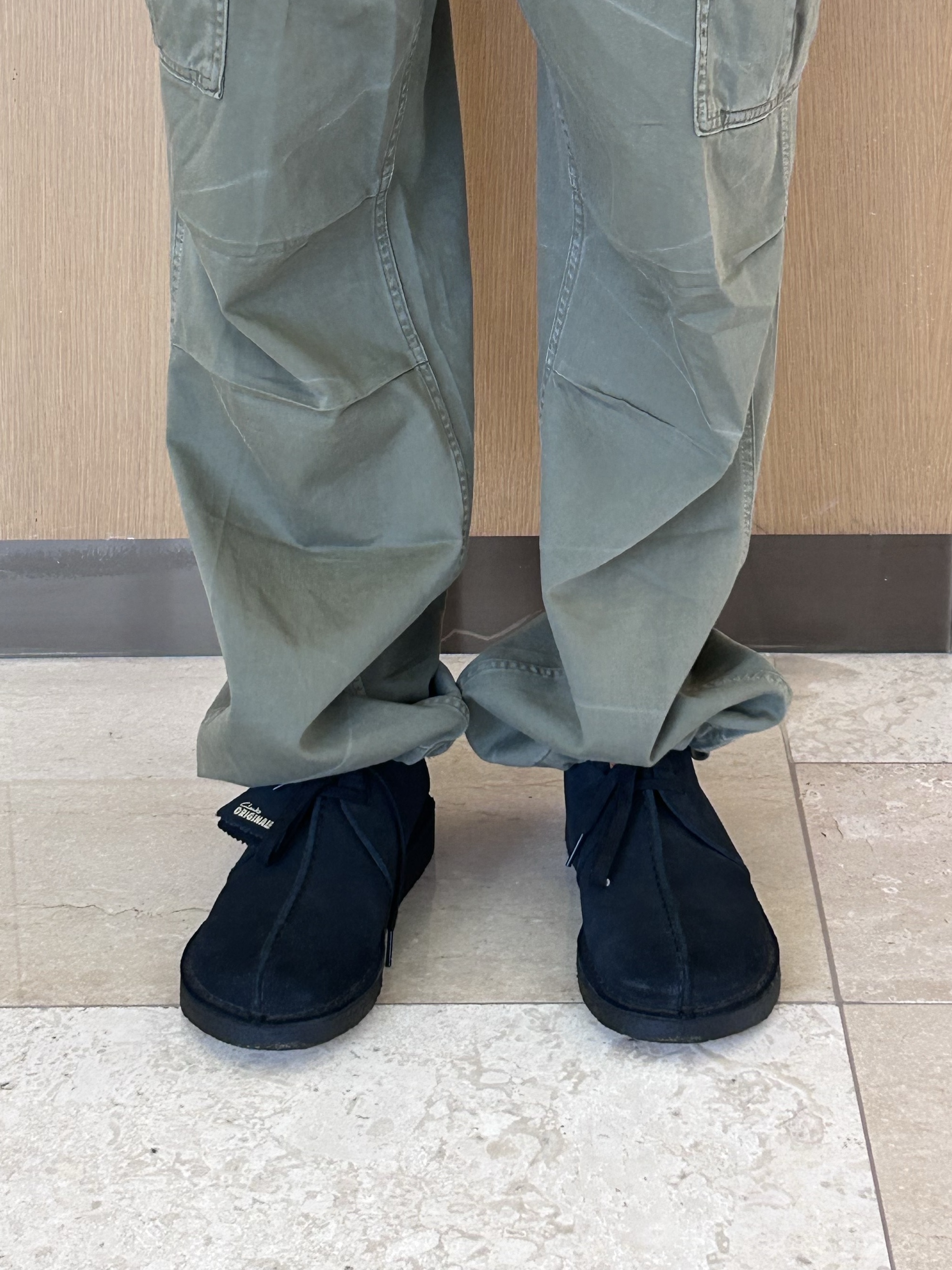 Clarks Desert Trek Black Suede - 25FW 착용 스타일 - 1