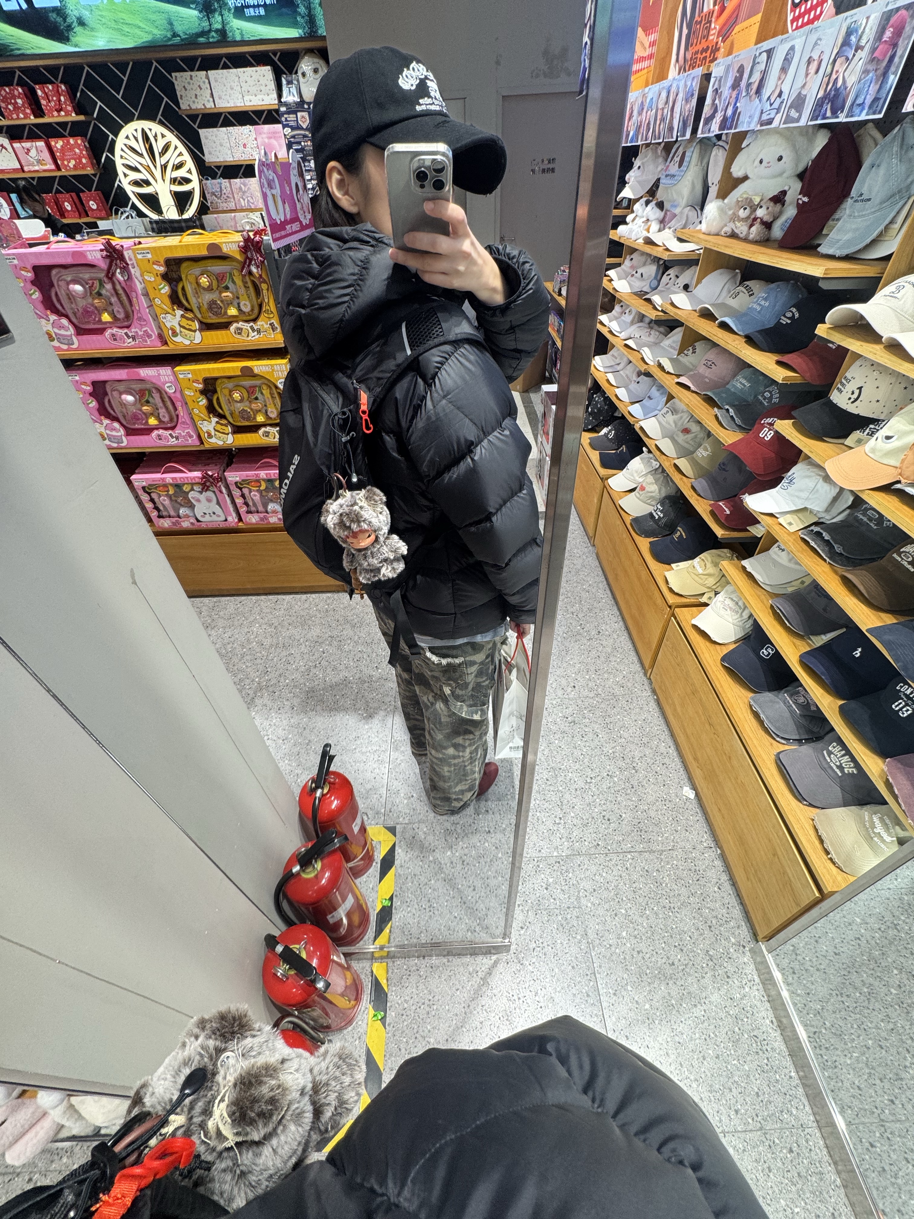 Salomon Trailblazer 10 Black 착용 스타일 - 4
