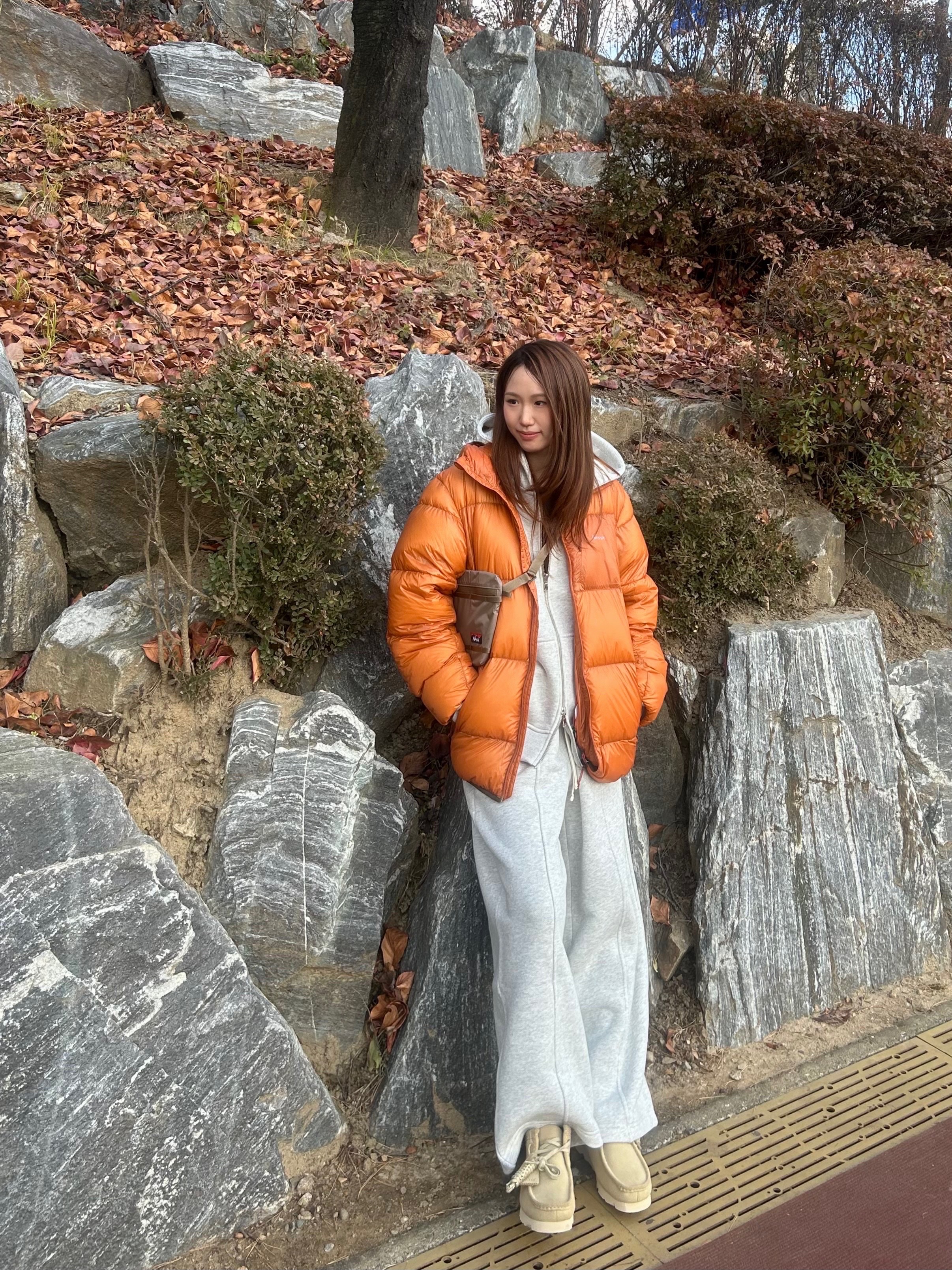 Nanga Mountain Lodge Down Hoodie Jacket Orange - 25FW 착용 스타일 - 3
