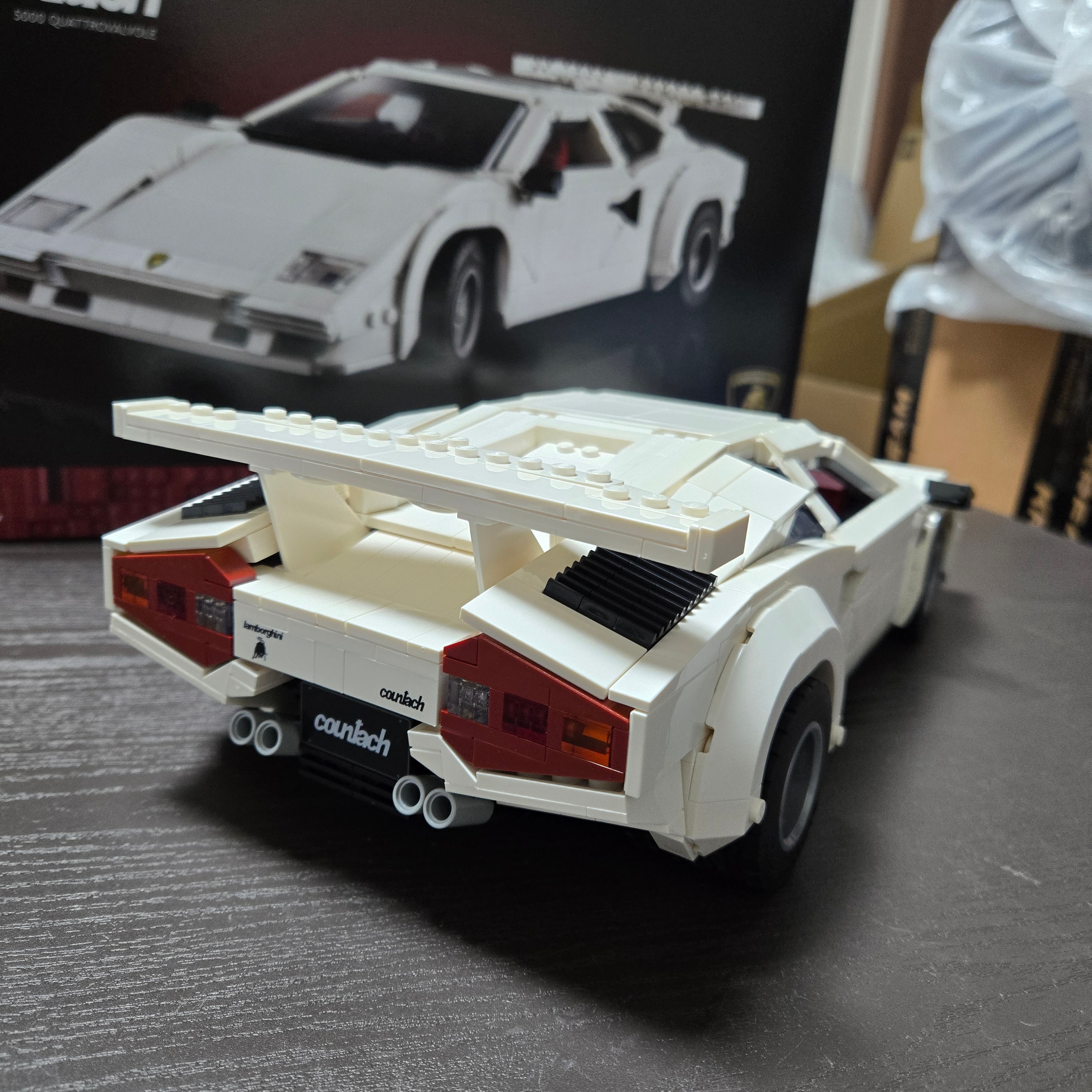 Lego Lamborghini Countach 5000 Quattrovalvole 착용 스타일 - 3
