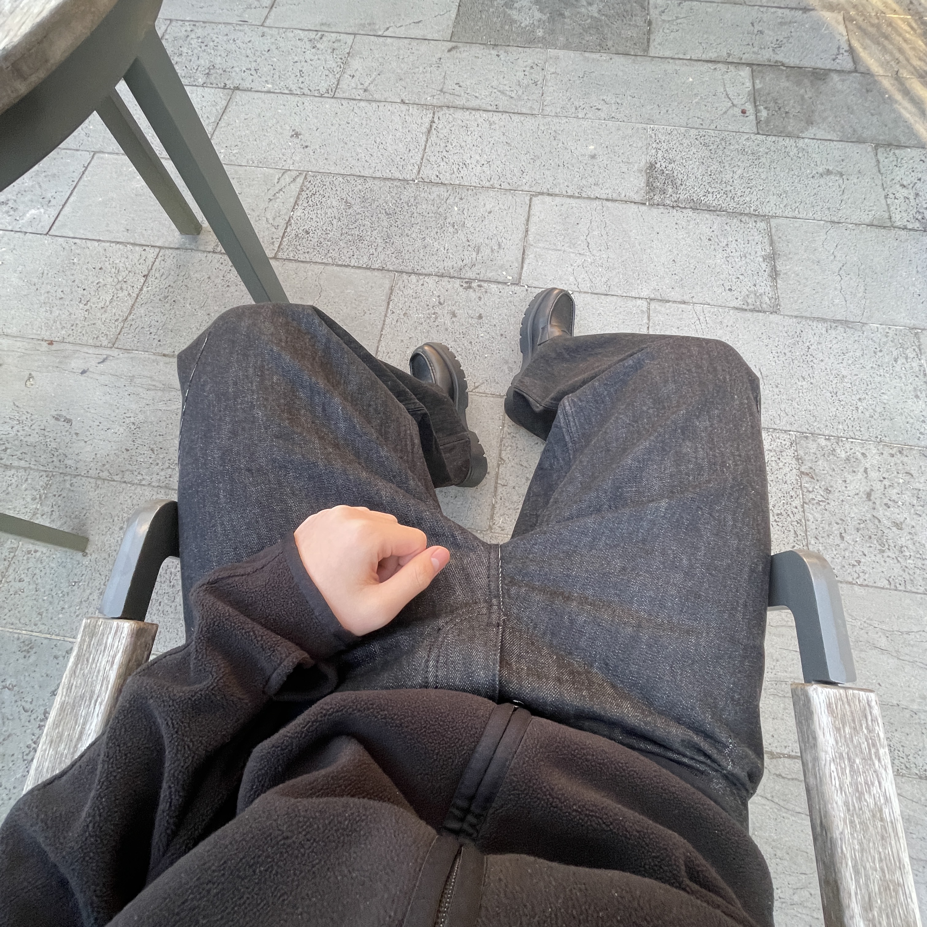 Farfromwhat Far Selvedge Wide Jeans 착용 스타일 - 1