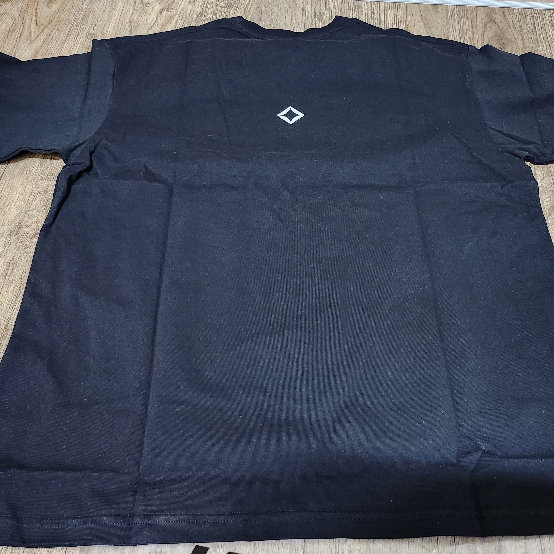 Helinox x Fragment Design T-Shirt Black, Helinox x Fragment Design Cap Black 착용 스타일 - 2