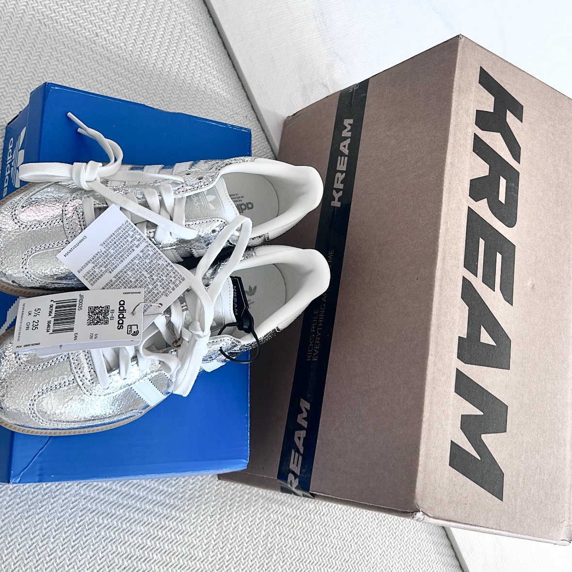 (W) Adidas Originals Samba OG Silver Metallic Cloud White 착용 스타일 - 1