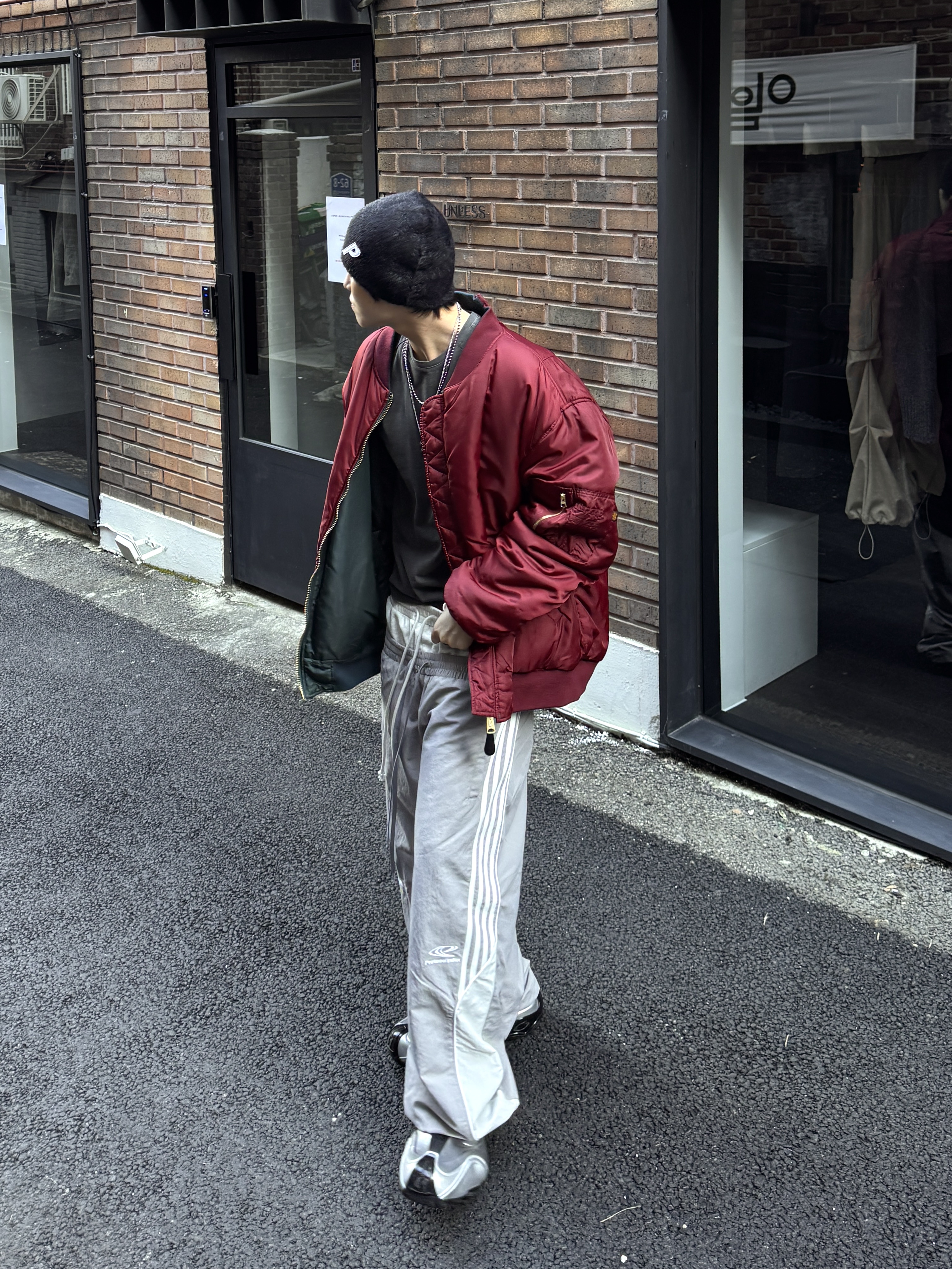 Protocol Index 3 Layered Track Pants Grey, Balenciaga Basketball Sneakers Silver Black 착용 스타일 - 3