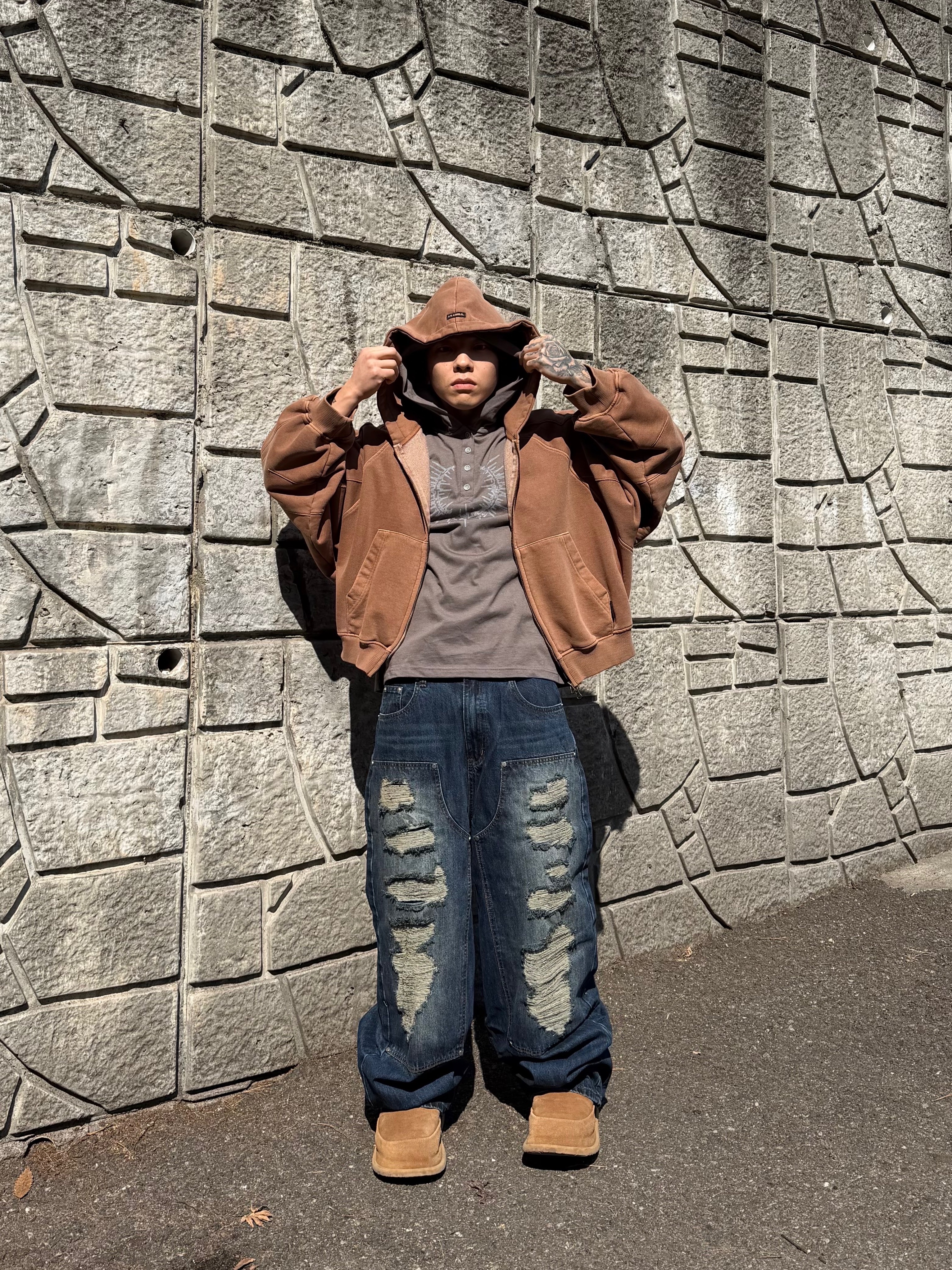 Ajobyajo Vintage Pigment Zip-Up Hoodie Mocha, NONPARKING X kinchi N Road Boots Brown 착용 스타일 - 2
