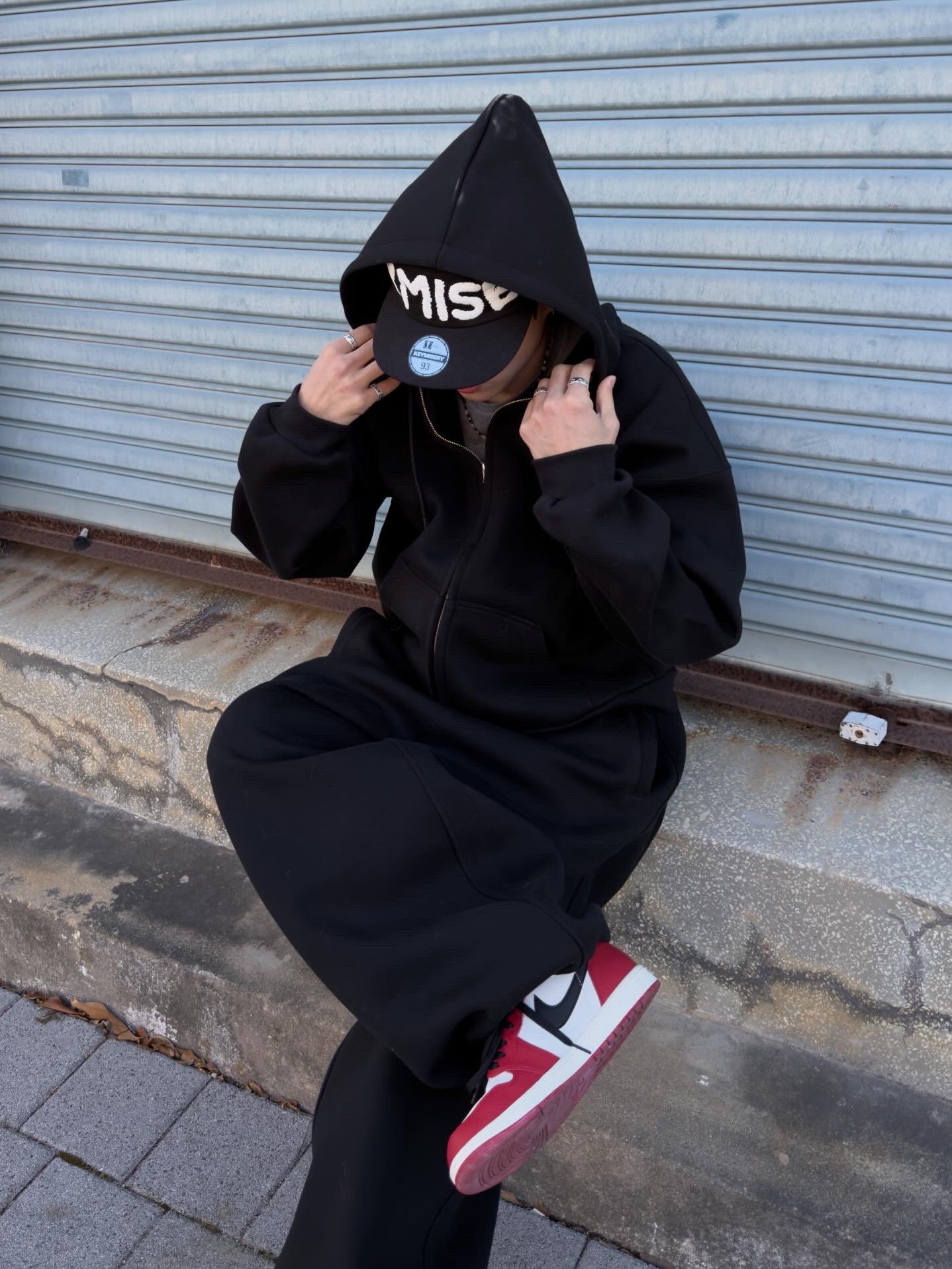 Nonnod Scuba Pajama Pants Black, Nonnod Scuba Zip Hoodie Black 착용 스타일 - 3