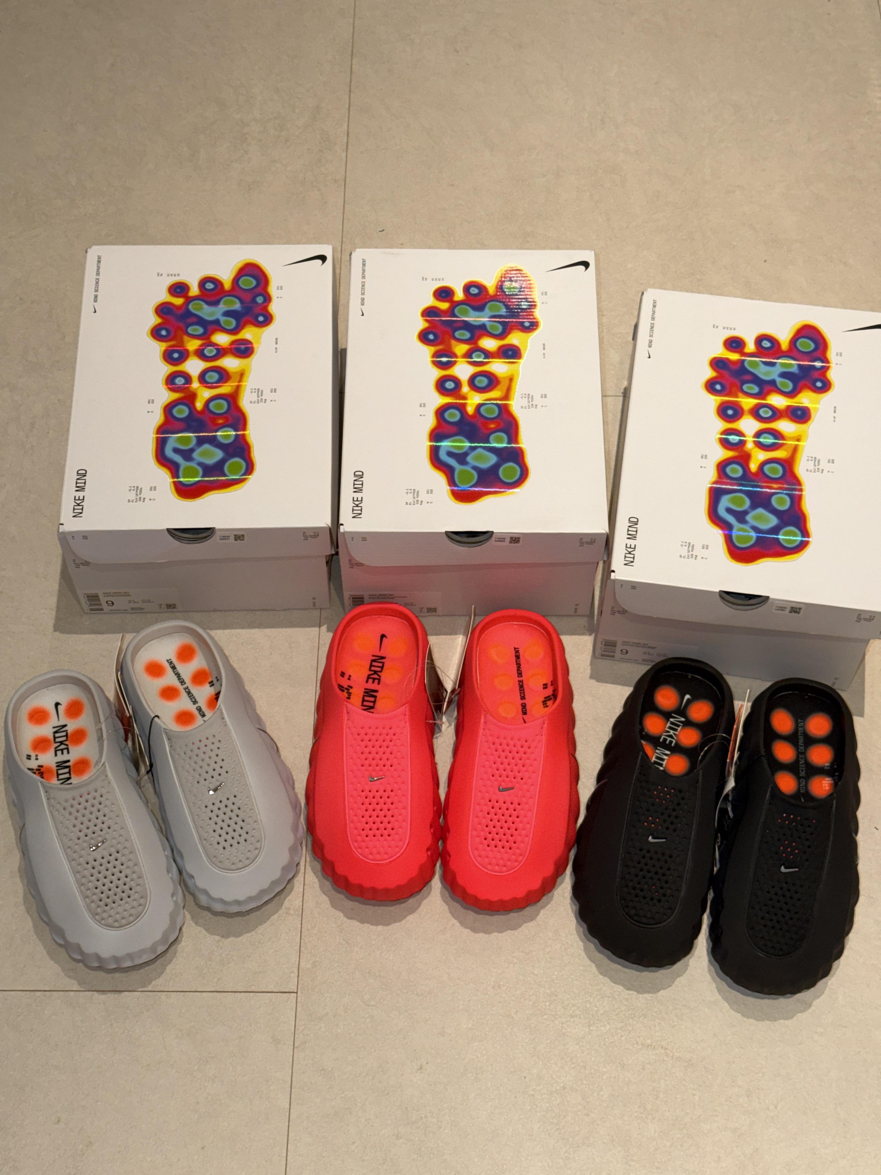 Nike Mind 001 Solar Red Chrome, Nike Mind 001 Light Smoke Grey Chrome 착용 스타일 - 2