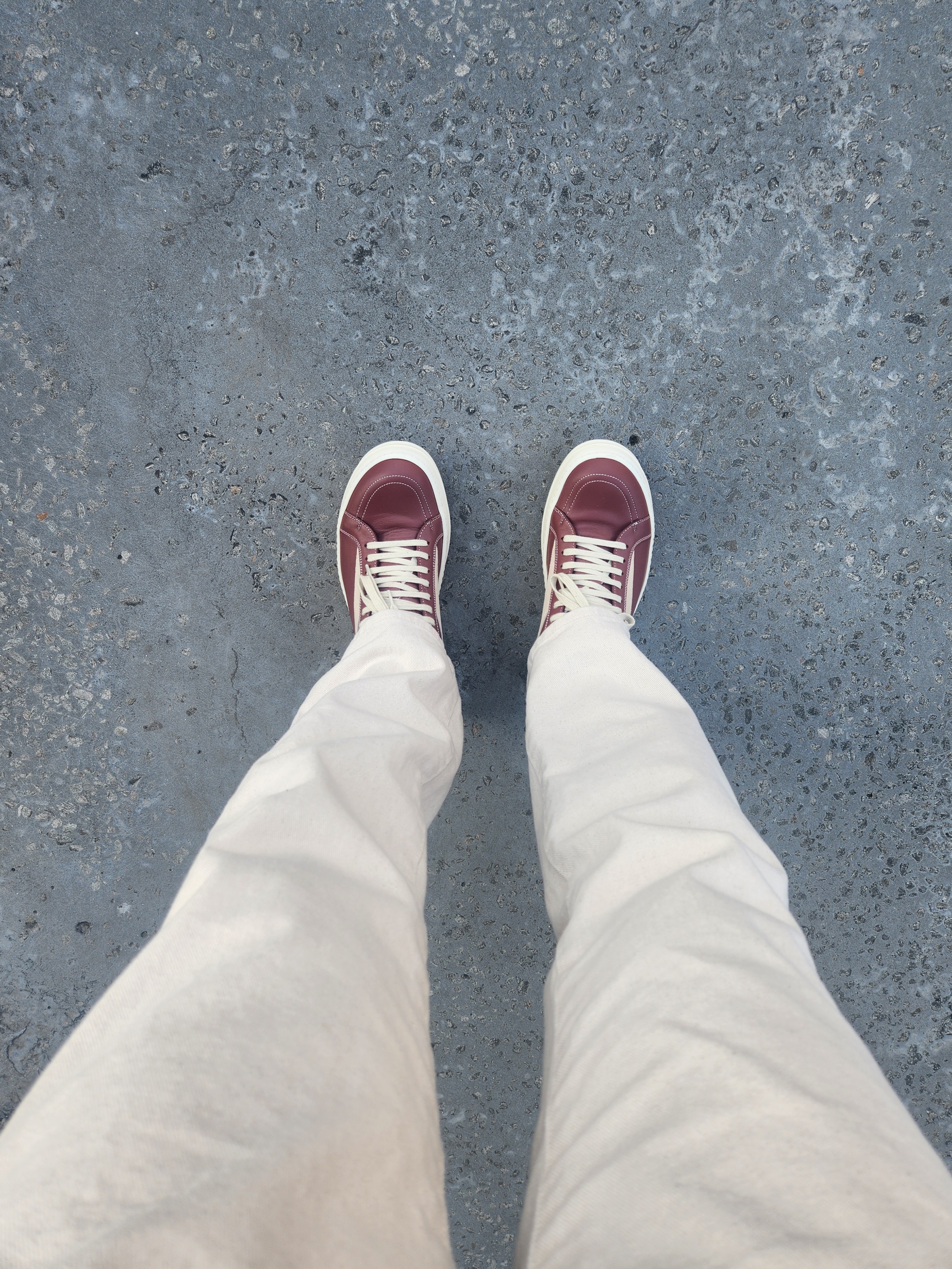 Rick Owens Concordians Vintage Sneakers Scab Wax Milk 착용 스타일