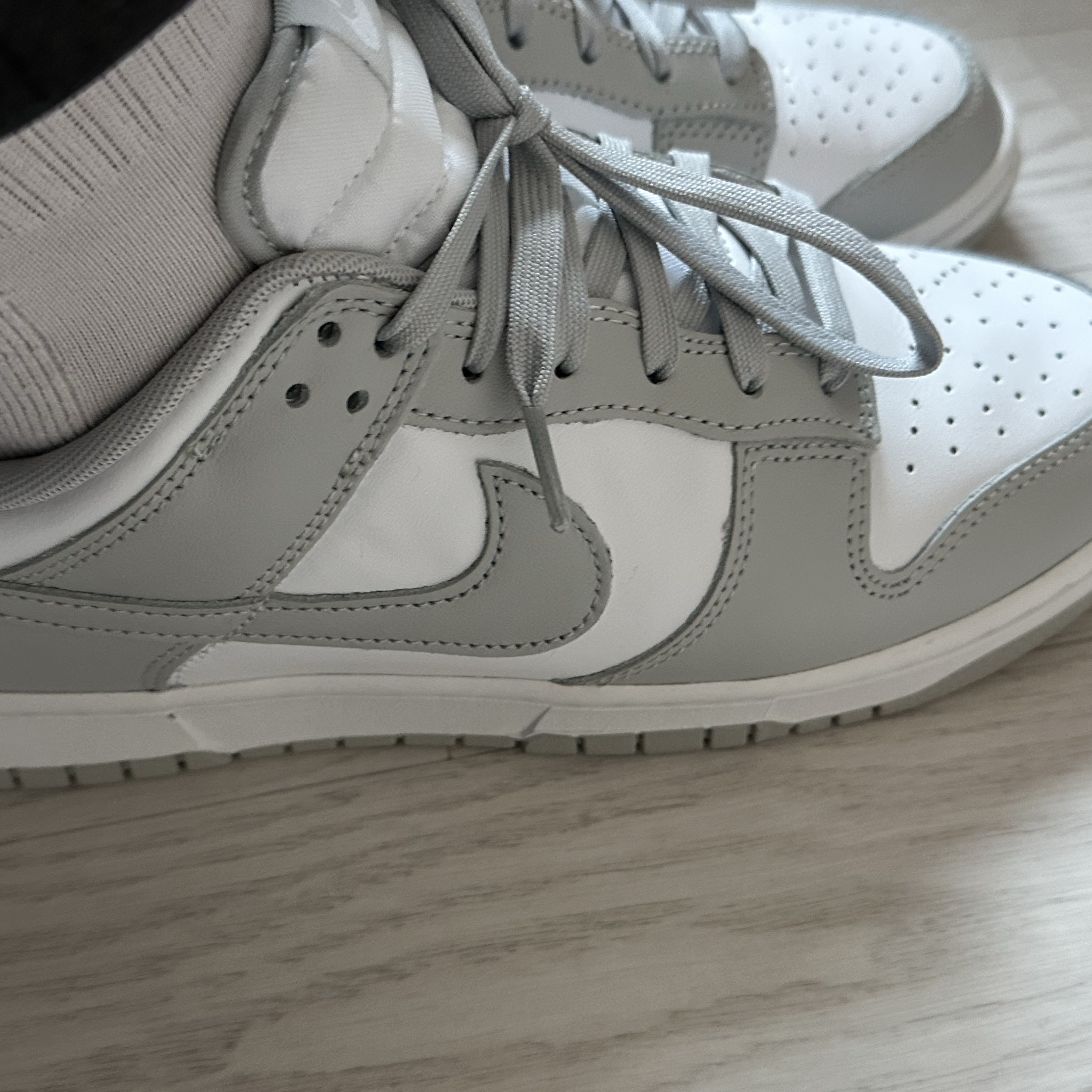Nike Dunk Low Retro Grey Fog 착용 스타일 - 3