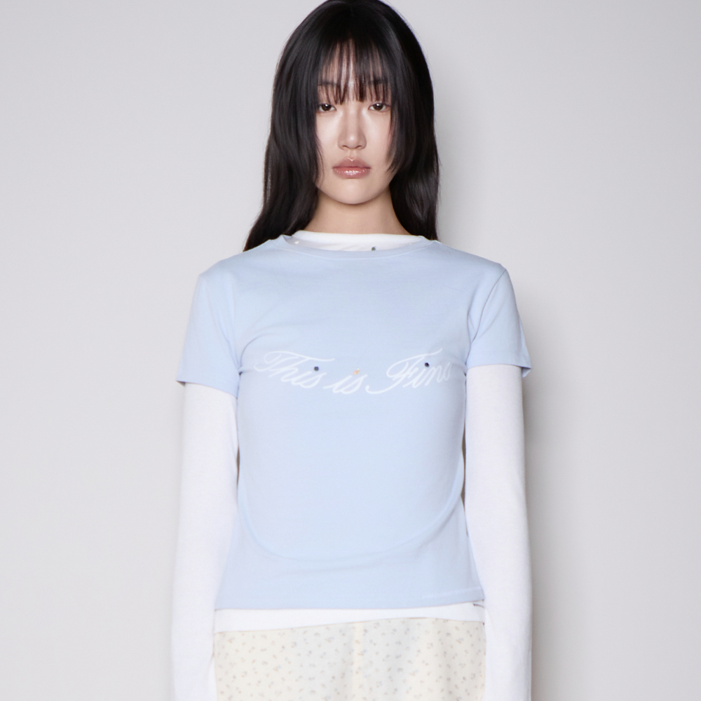 디스이즈파인 크롭드 시그니처 티 스카이(THIS IS FINE Cropped Signature Tee Sky) - 2