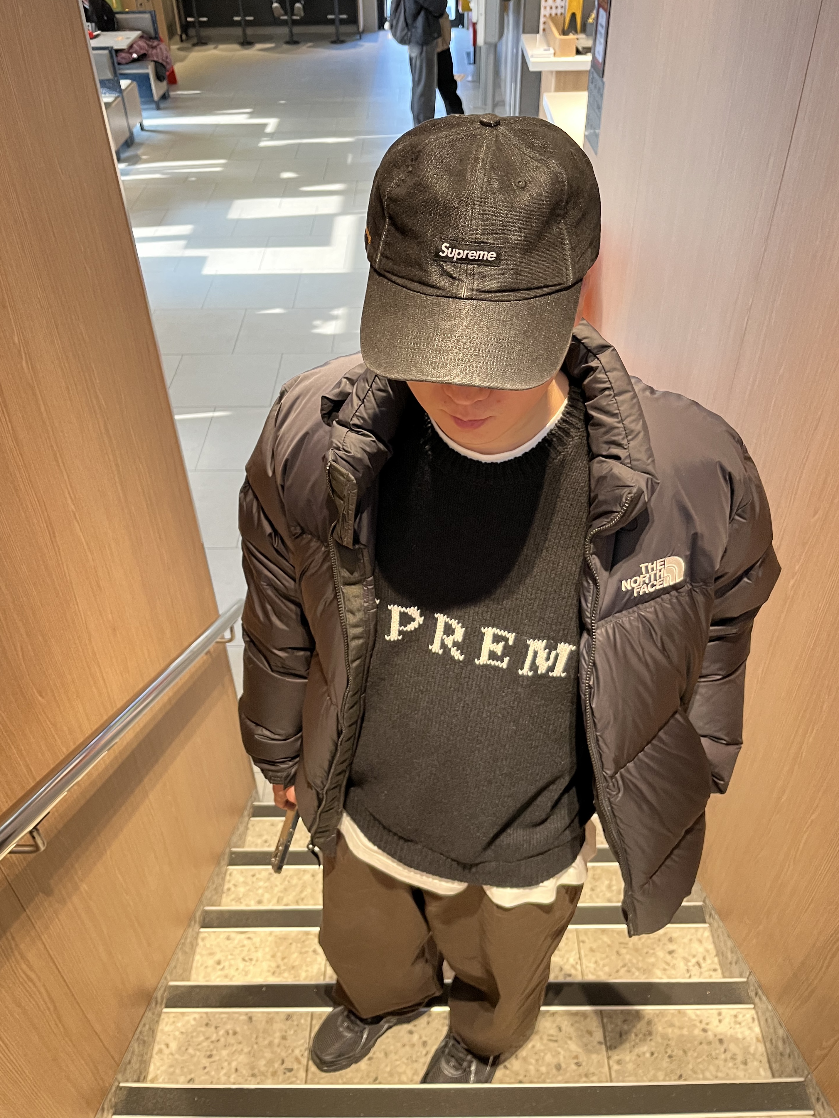 Supreme Cordura Denim Small Box 6-Panel Black - 24SS 착용 스타일 - 1