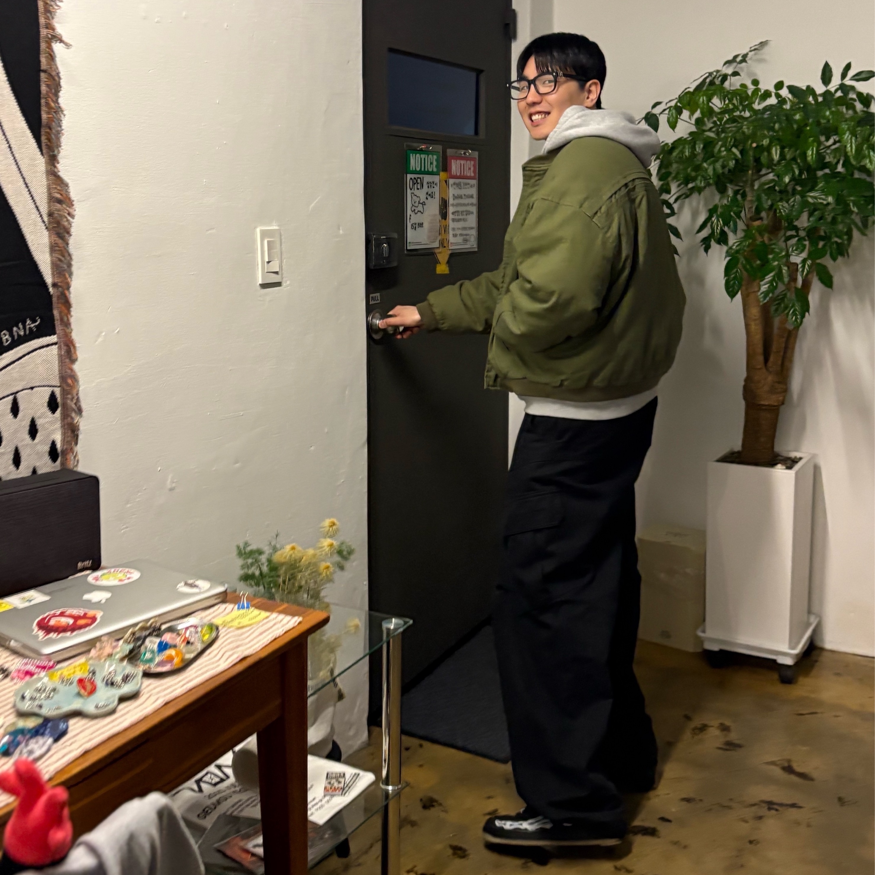 Nonnod Sulfur Dye Serge Bomber Jacket Vintage Khaki, Nike Air Force 1 Low '07 Black Skeleton 착용 스타일 - 2