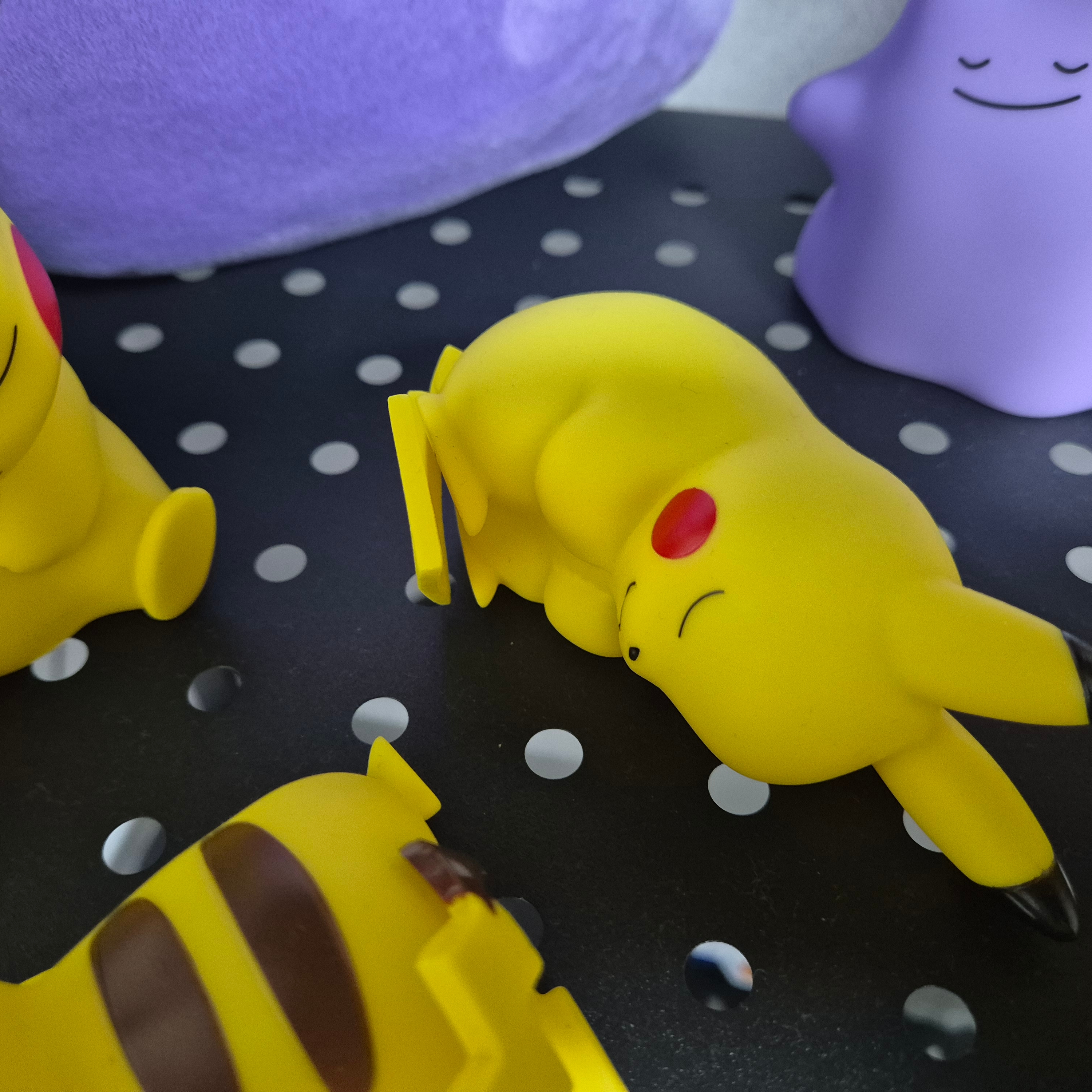 Animore Pokemon Pikachu Sleeping At Dawn Mini Mood Lamp 착용 스타일