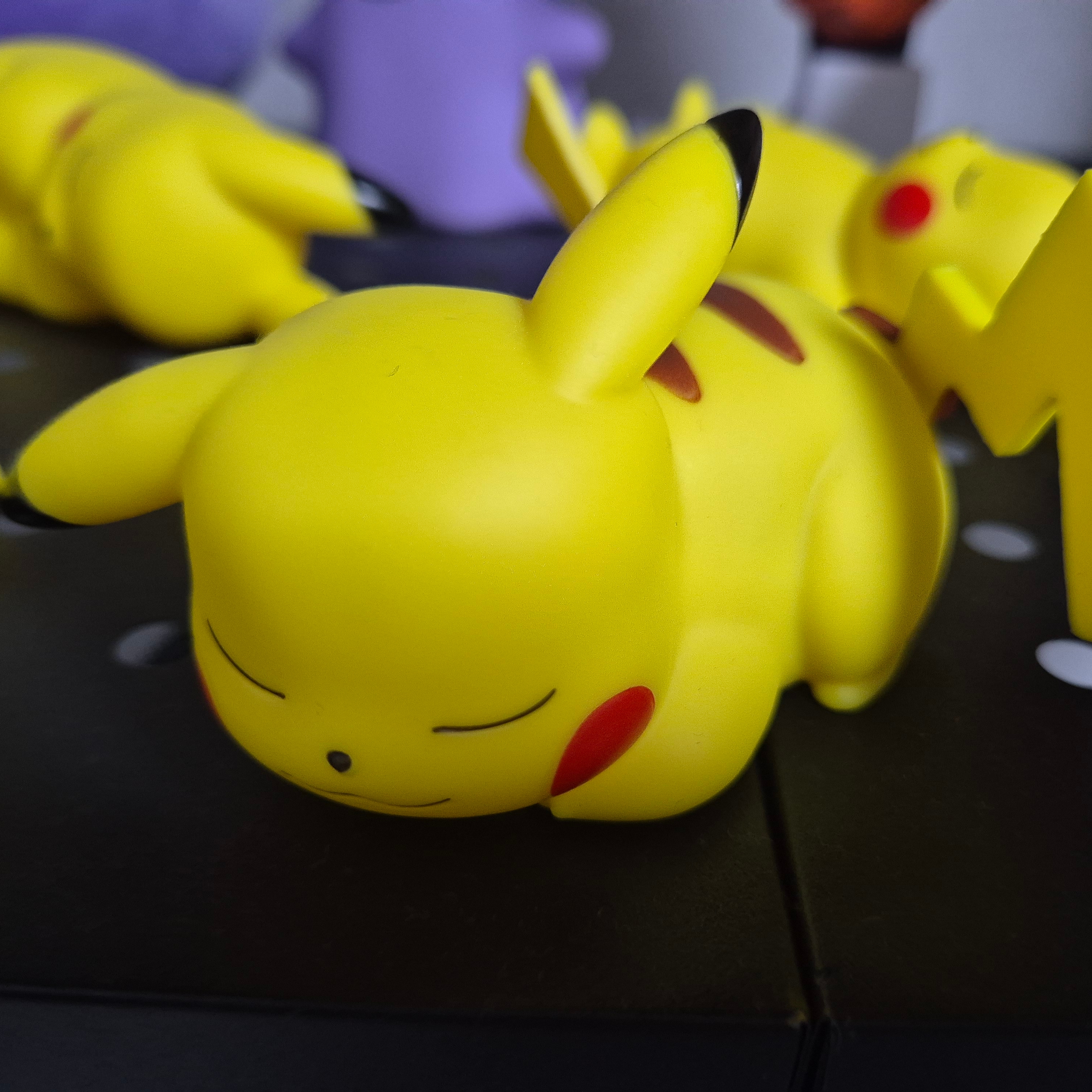 Animore Pikachu Mini Mood Lamp 착용 스타일