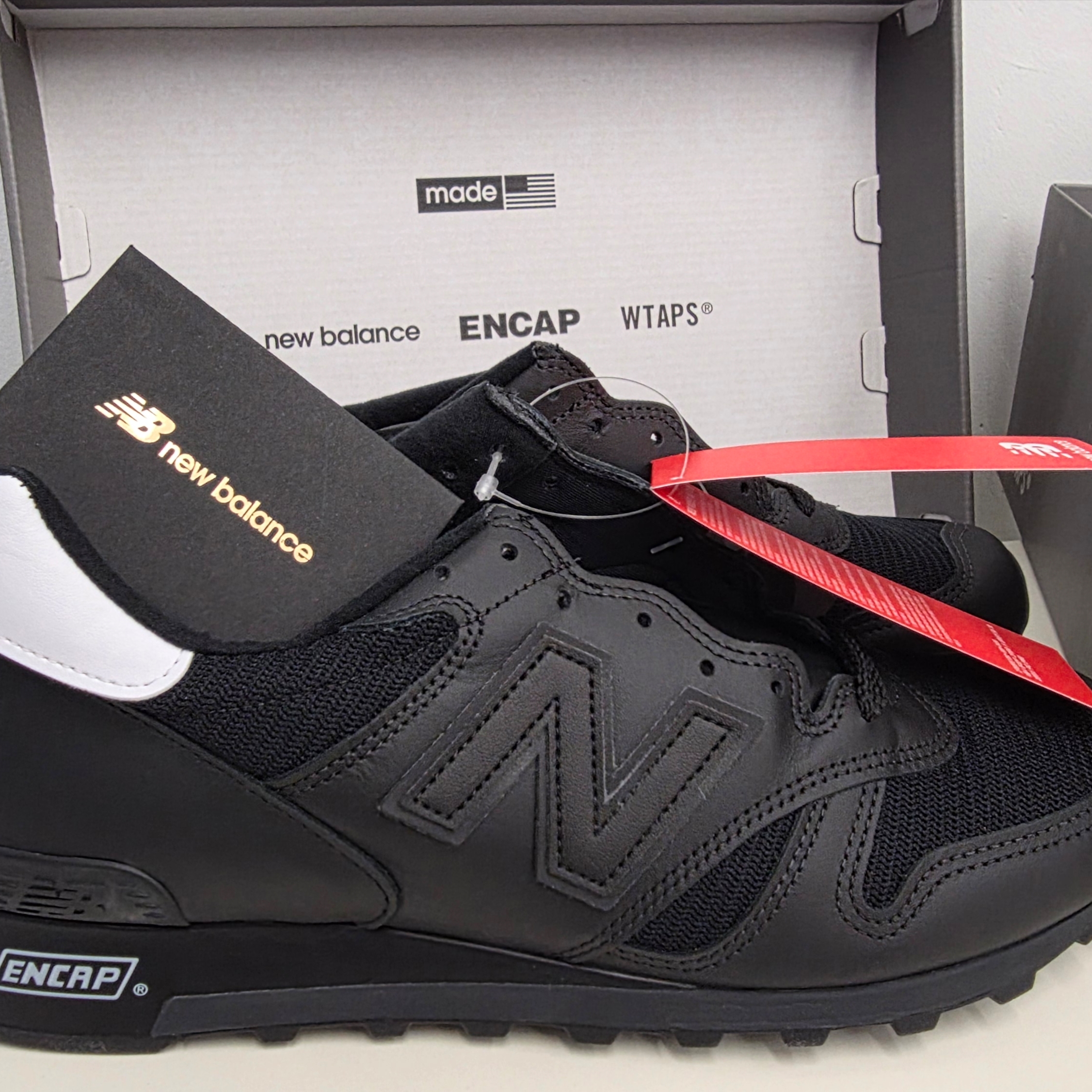 New Balance x WTAPS 1300 Made in USA Black White 착용 스타일