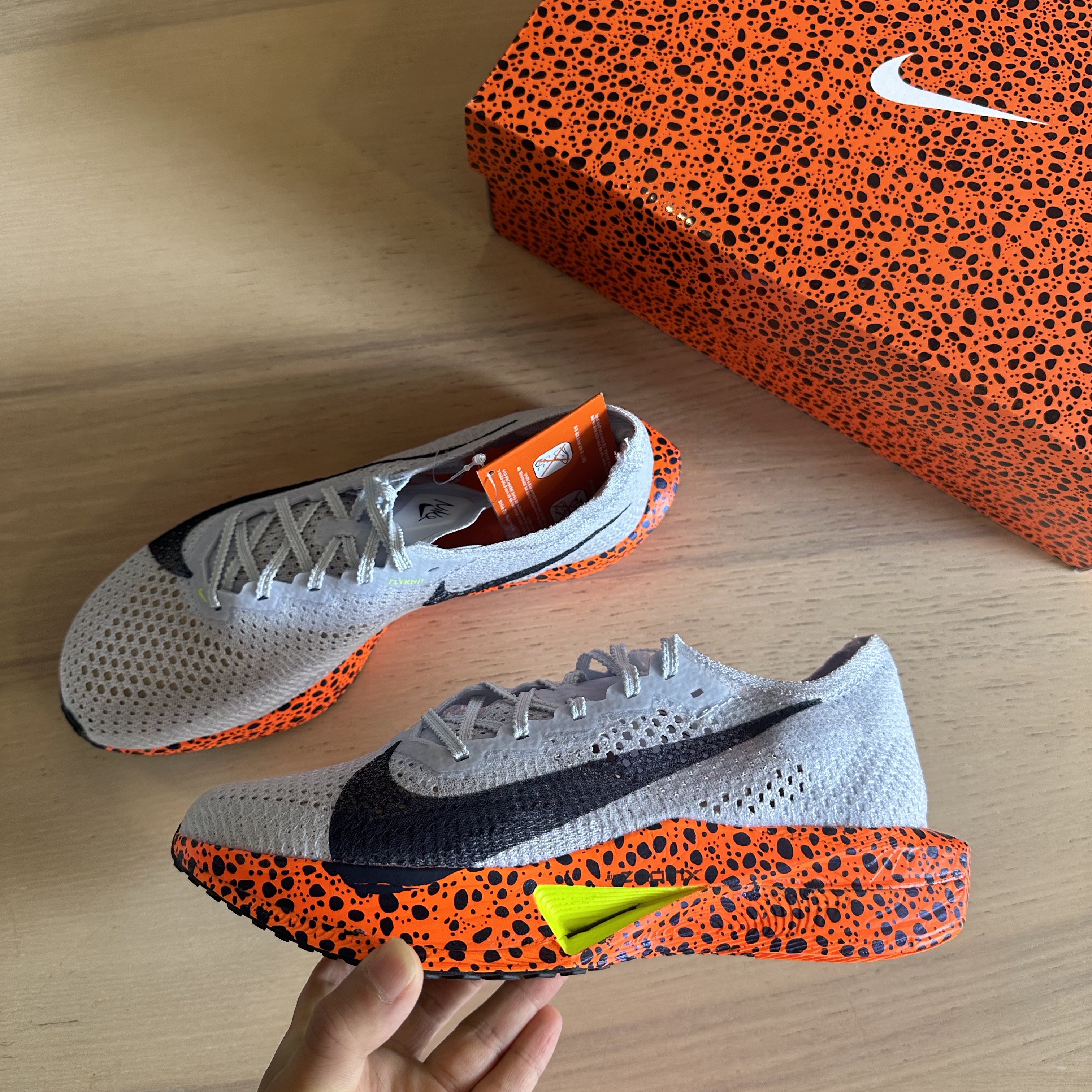 Nike ZoomX Vaporfly Next% 3 Electric 착용 스타일