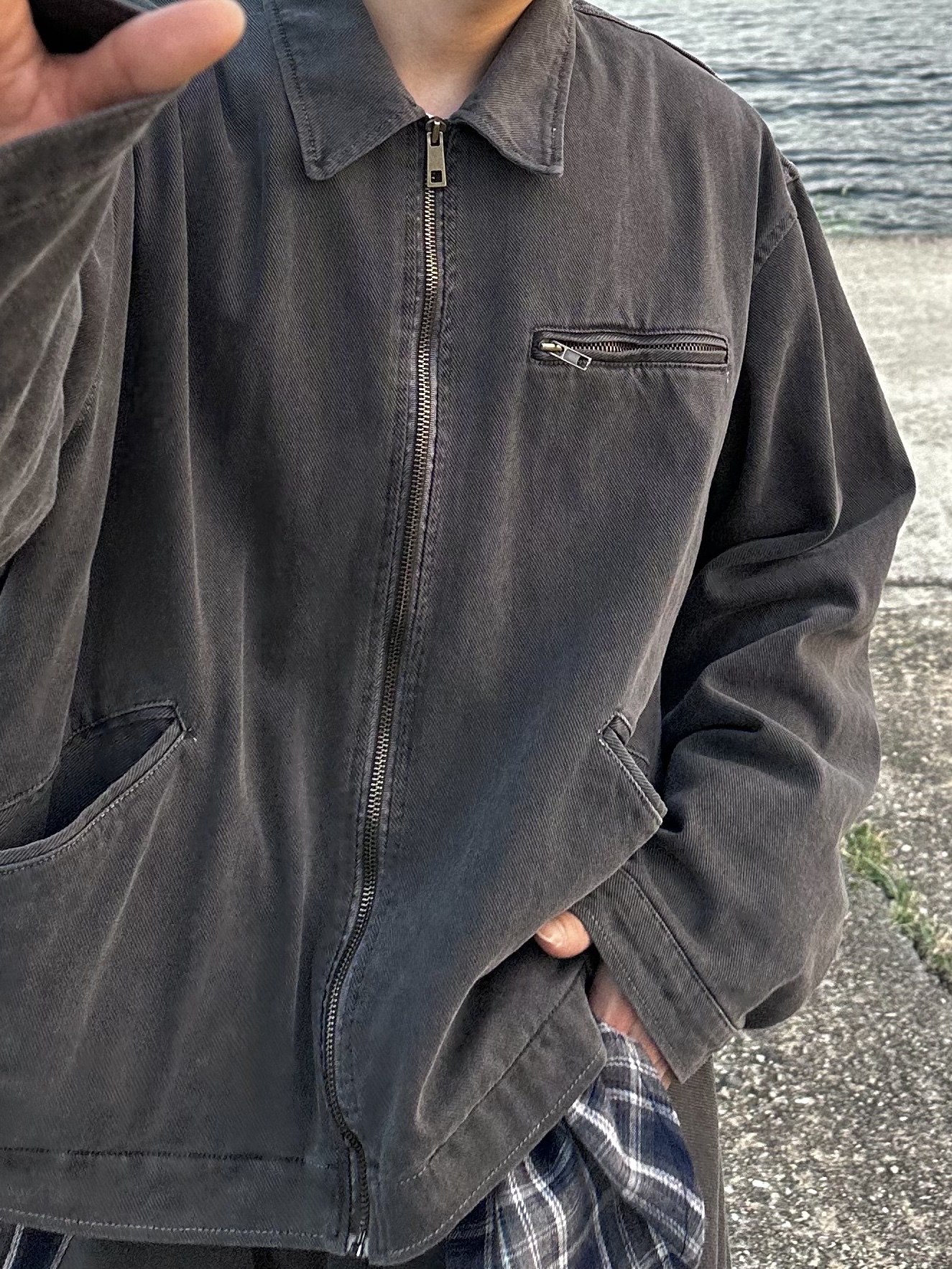 Maison Mihara Yasuhiro Peterson OG Sole Canvas Low Sneakers Black, Maison Mihara Yasuhiro Peterson23 OG Sole Canvas Low-top Sneakers Black 착용 스타일 - 4