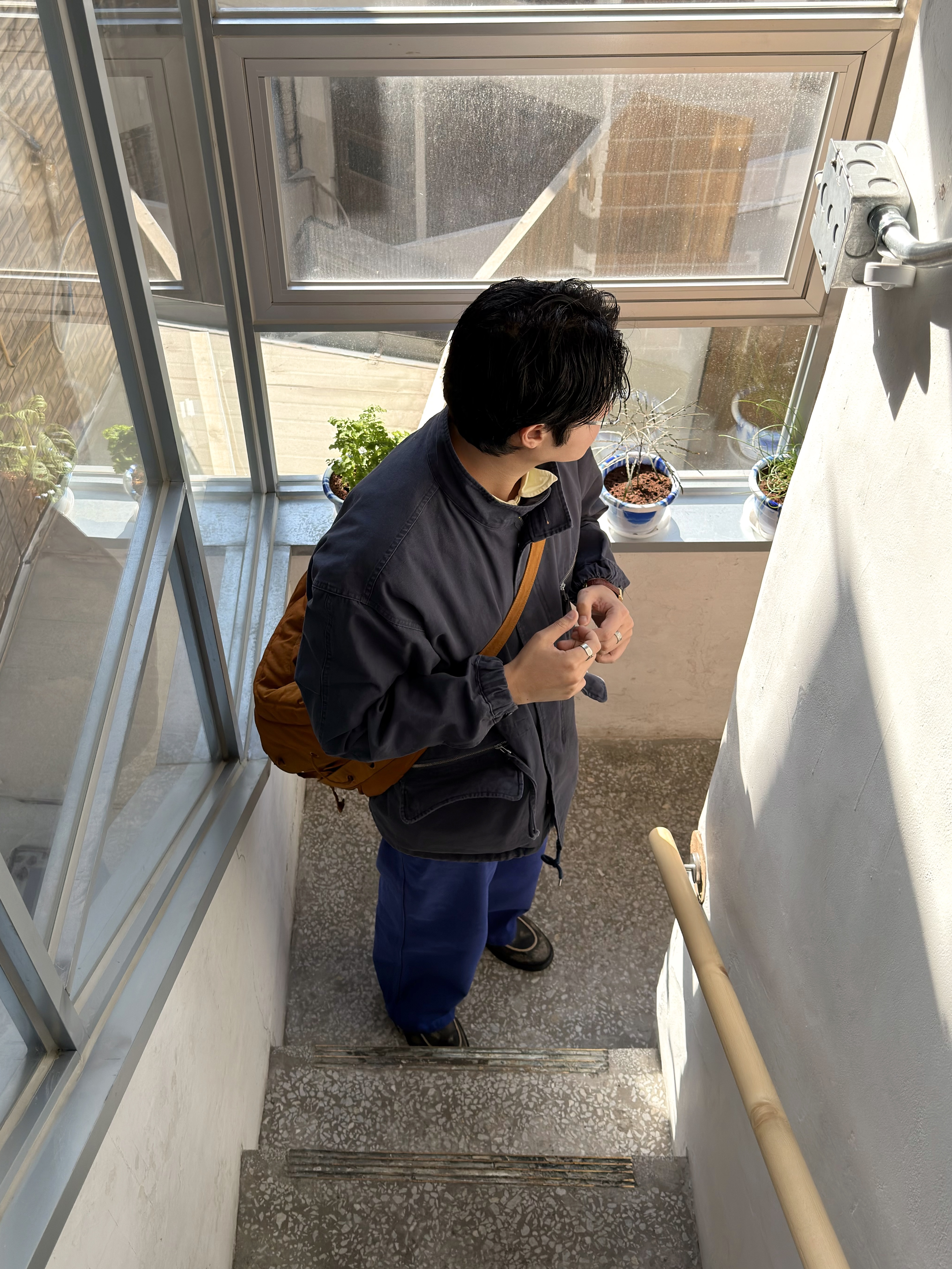 Noun Faded Filed Jacket Navy, Lemaire Large Soft Game Bag Water Repellent Nylon Canvas Tan 착용 스타일 - 3