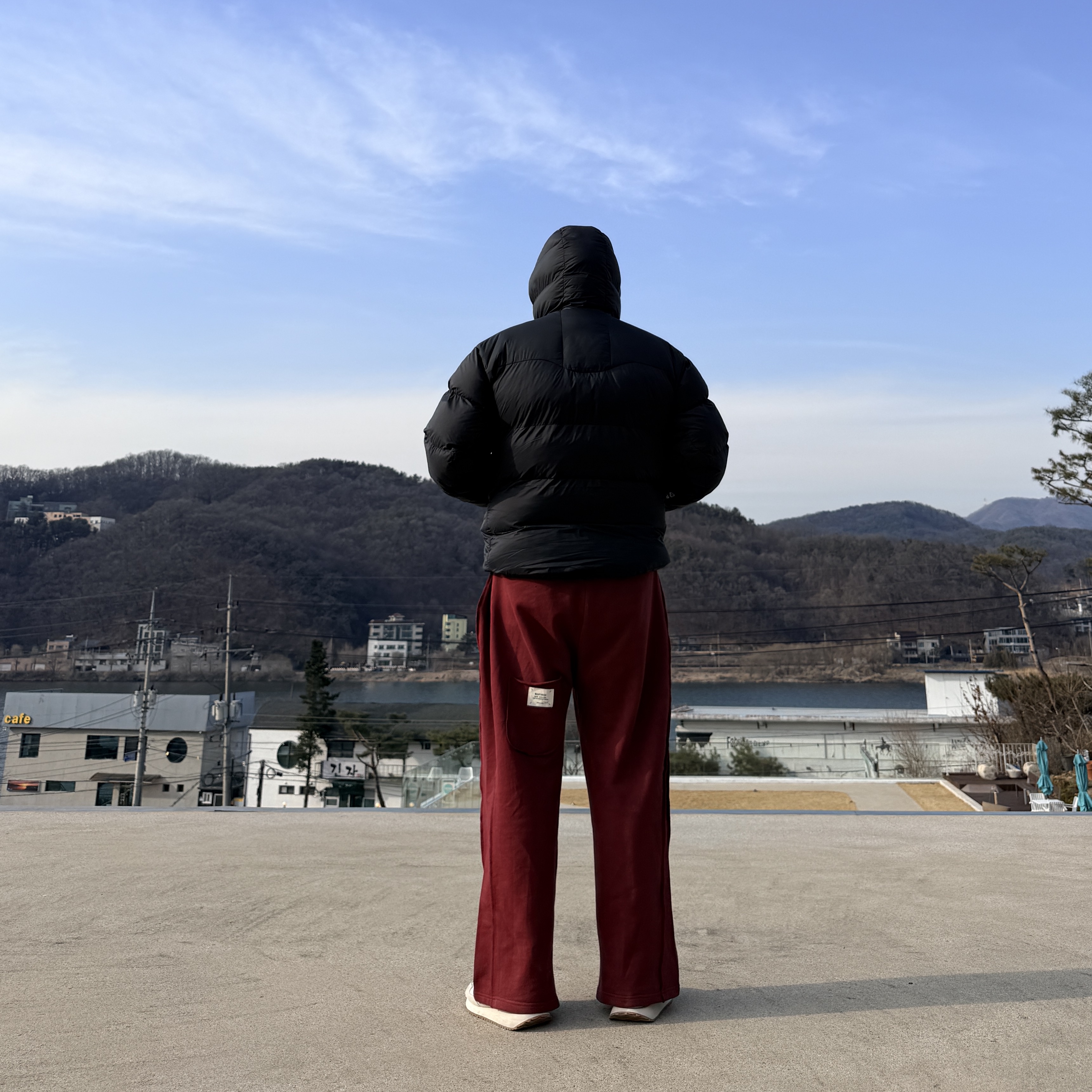 Nike ACG Therma-Fit ADV Lunar Lake Loose Hooded Jacket Black Summit White - Asia, New Balance 237 Moonbeam Classic Burgundy 착용 스타일 - 1