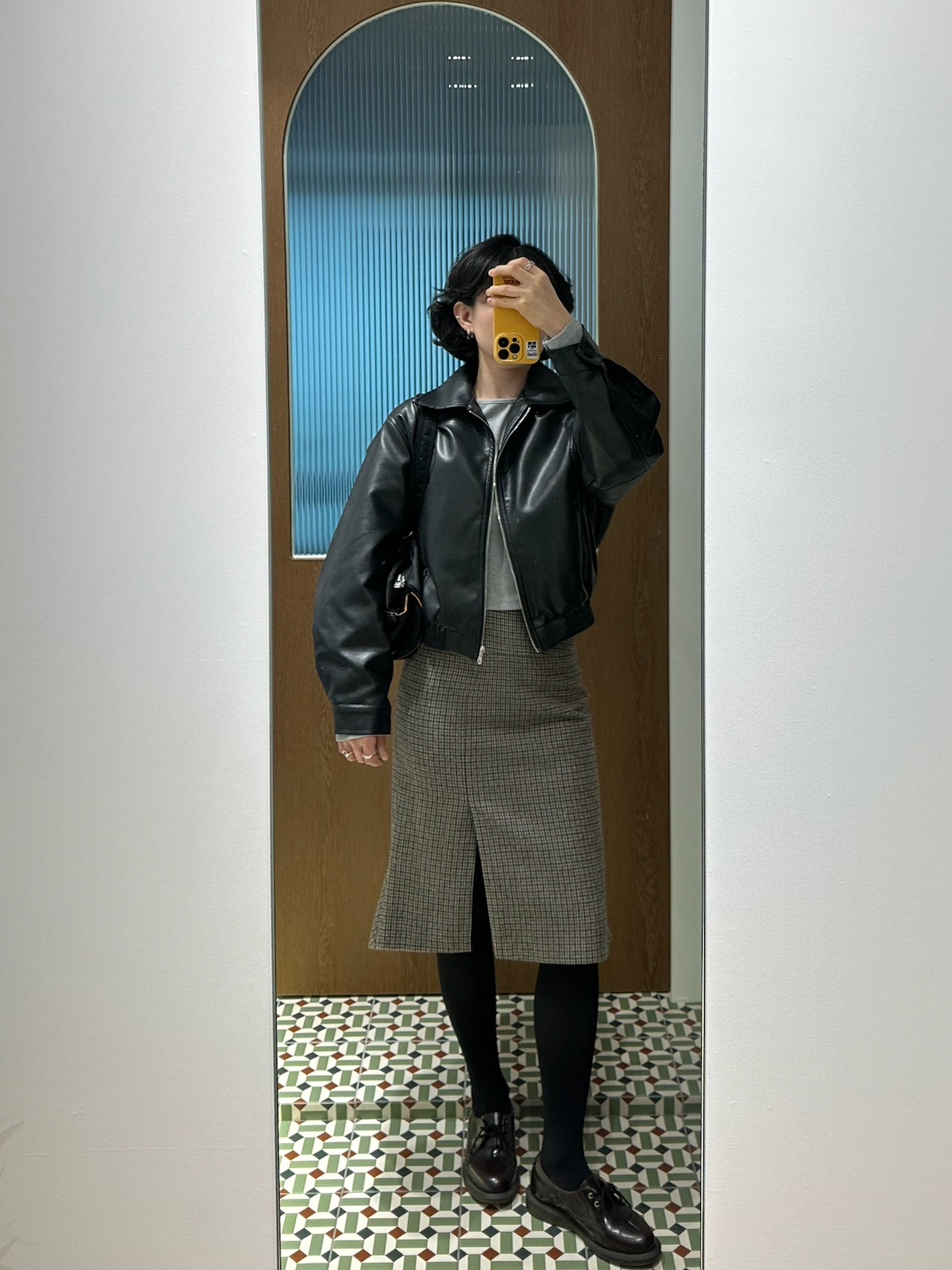 Porter Tanker Duffle Bag L Black, Dr. Martens 1461 Arcadia Leather Shoes Cherry Red Arcadia 착용 스타일 - 1