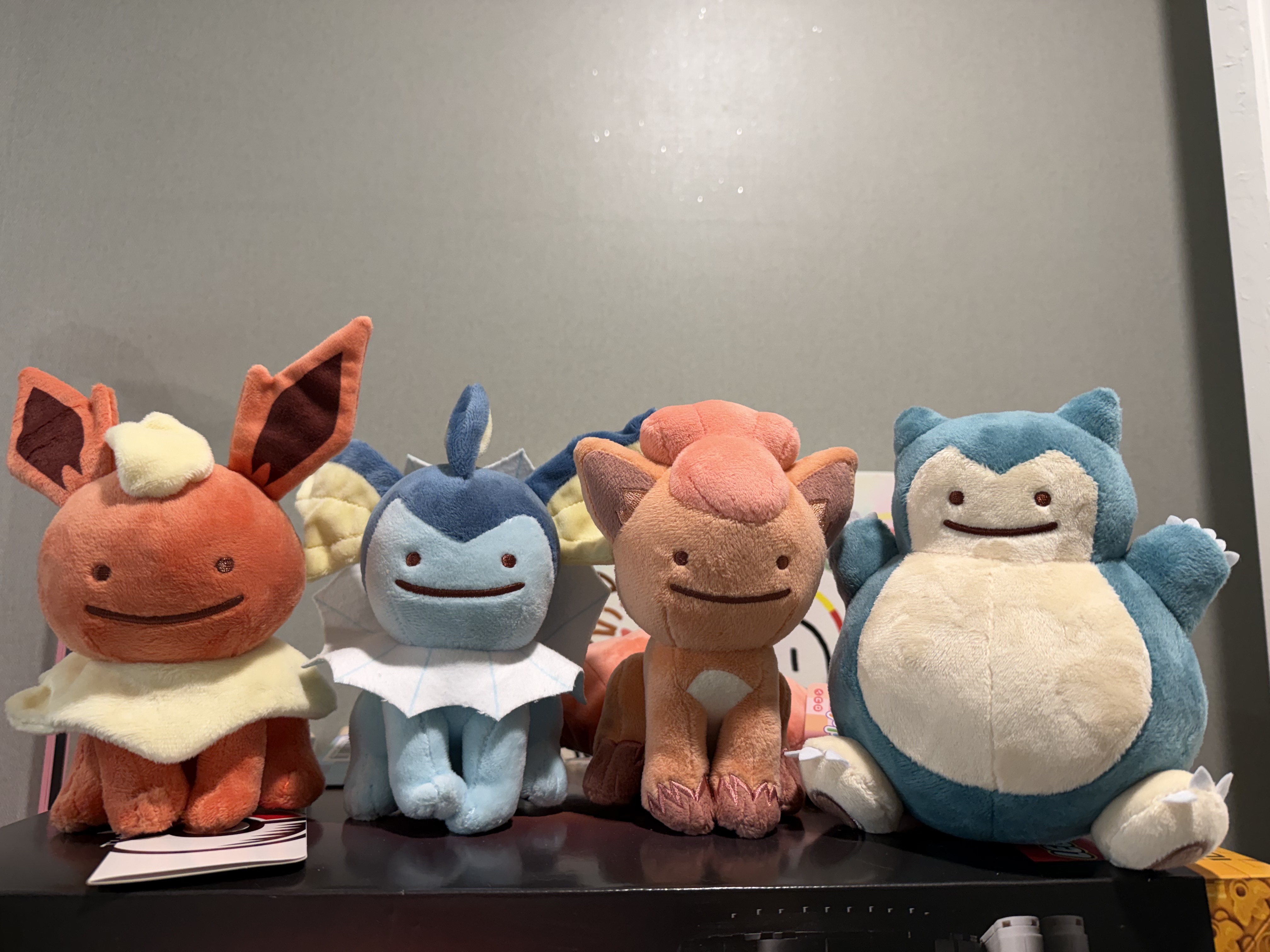 Pokemon Center Plush Ditto's Time Capsule Ditto Vulpix, Pokemon Center Plush Ditto's Time Capsule Ditto Flareon 착용 스타일 - 2