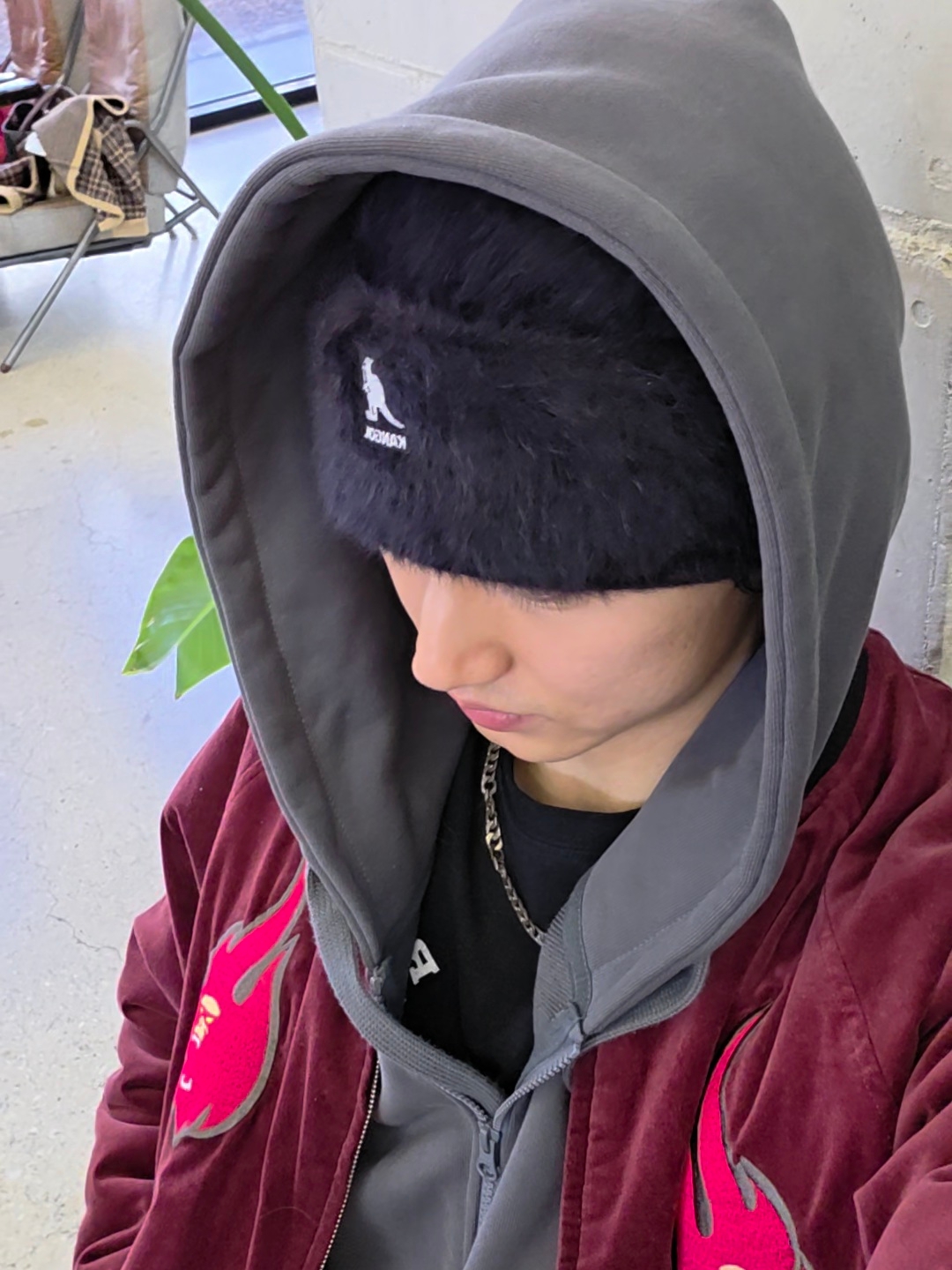 Supreme x Kangol Furgora Beanie Black - 21FW, Reebok x Kanghyuk Premier Road Modern White Red  착용 스타일 - 1