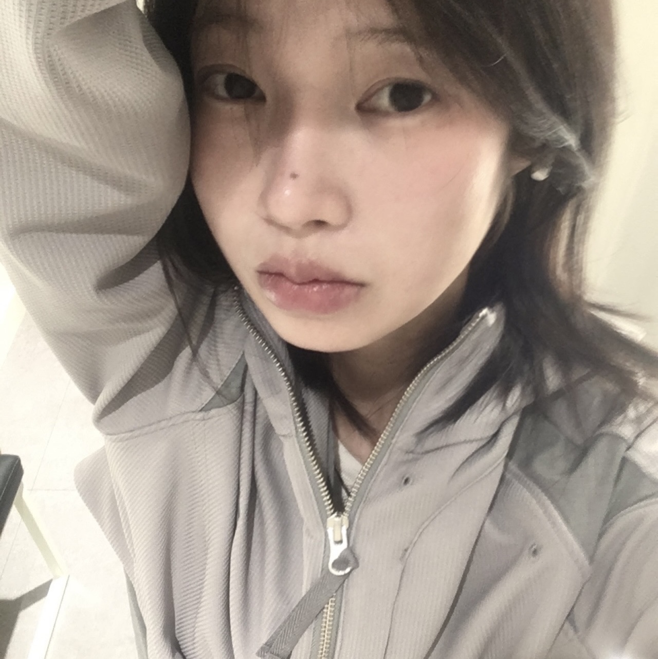 Sansan Gear Dual-Shade Jacket Grey_26SS 착용 스타일 - 2