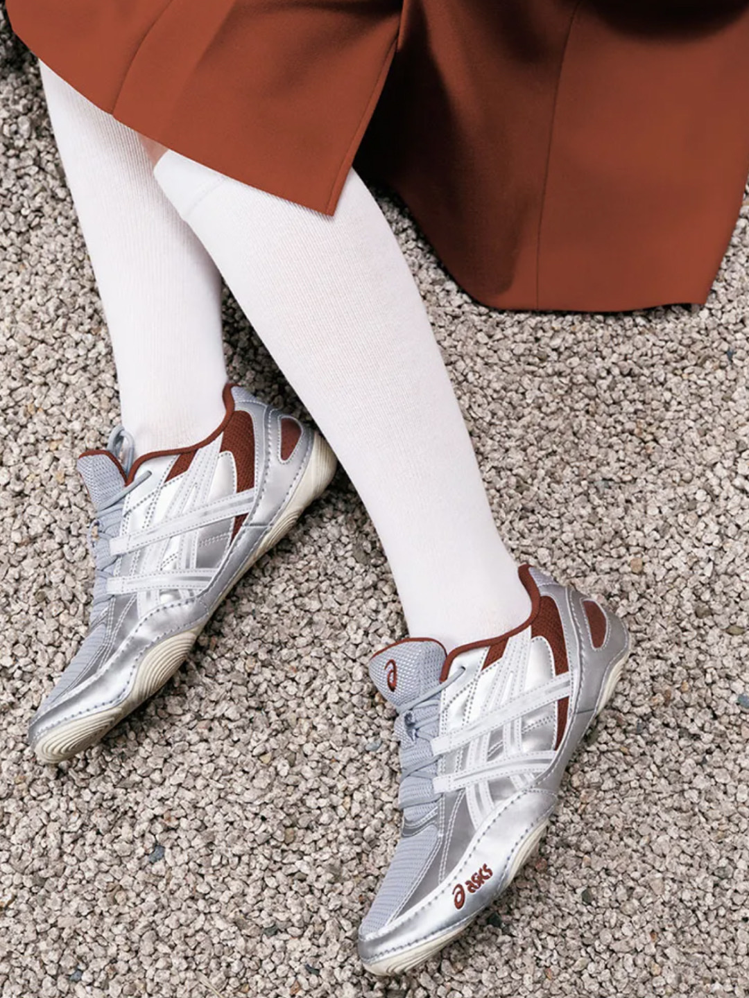 Asics Hypersync Graphite Grey Black, Asics Hypersync Piedmont Grey Pure Silver 착용 스타일 - 4