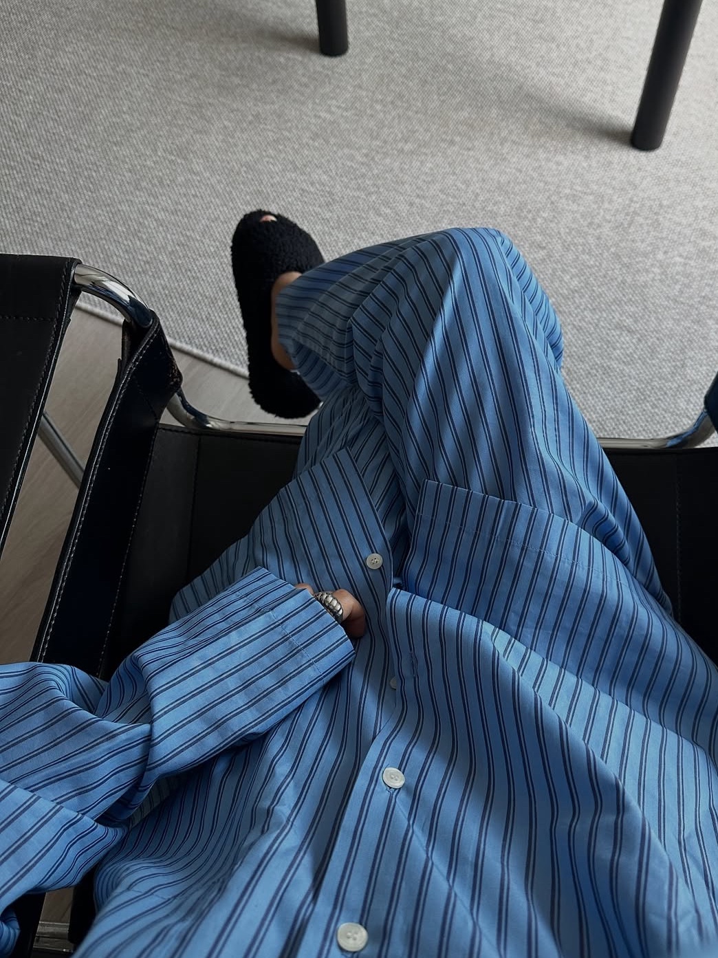 [3% 적립] CPTS CLASSIC STRIPE PAJAMAS DEEP BLUE 착용 스타일 - 2