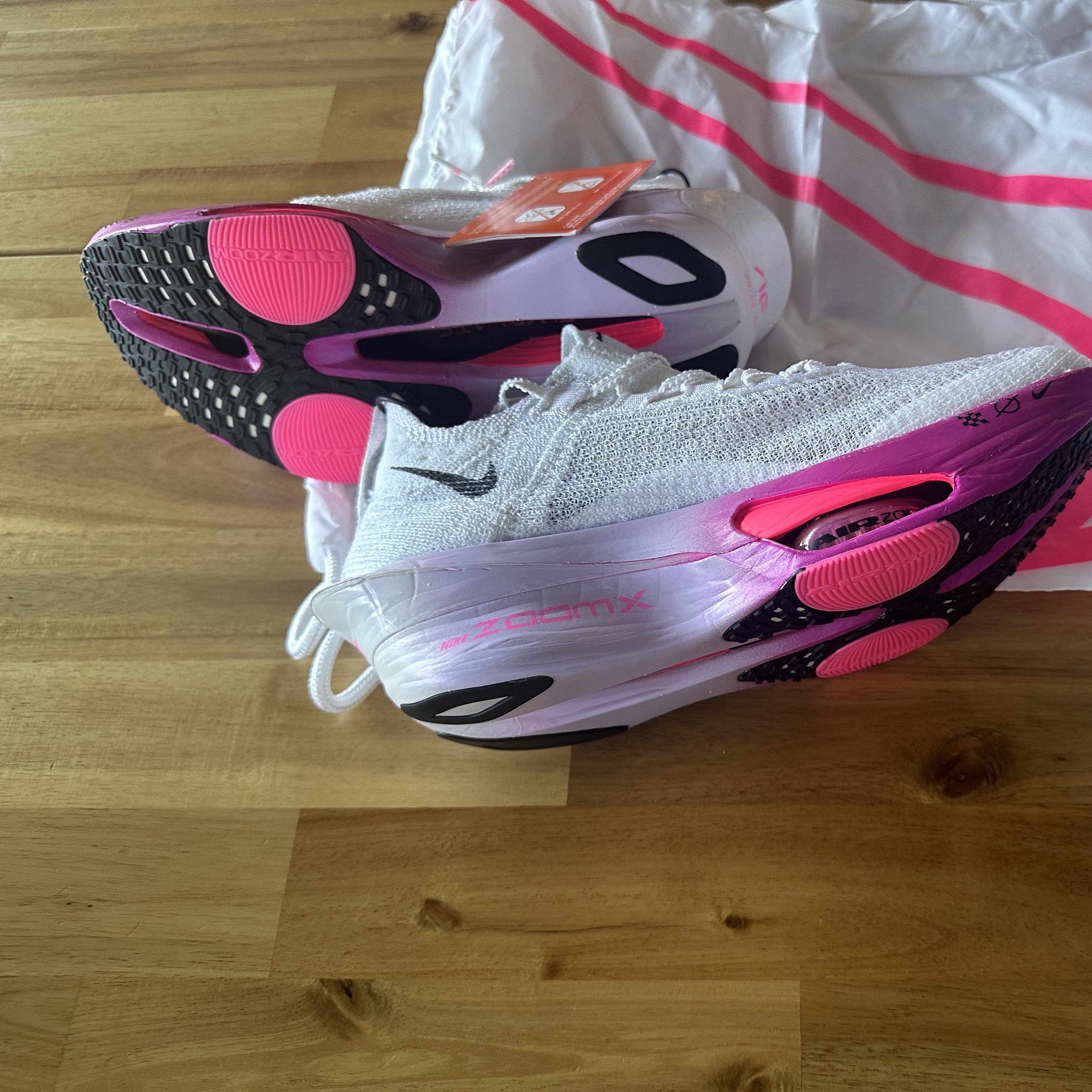 Nike Air Zoom Alphafly Next% 3 Hyper Pink 착용 스타일