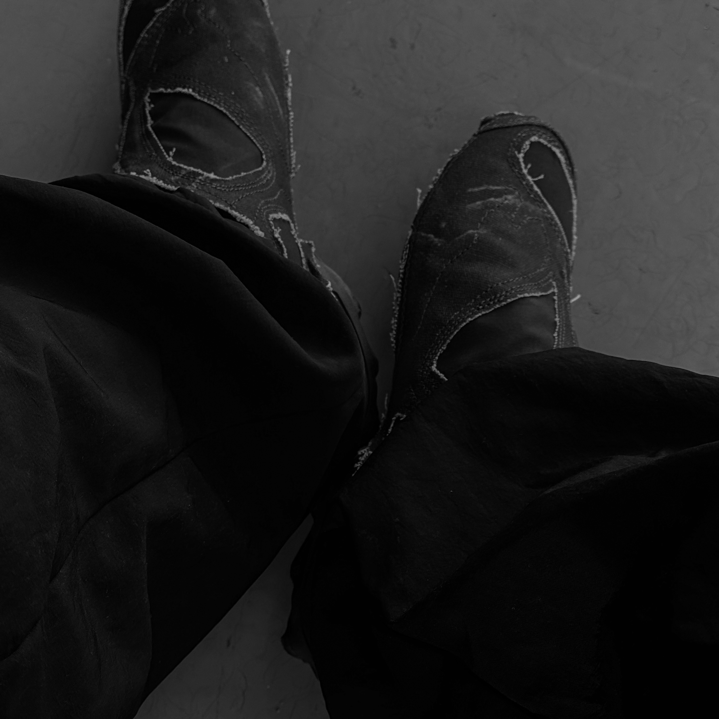 Puma x Jiyong Kim V-S1 Craft Dark Coal Black 착용 스타일