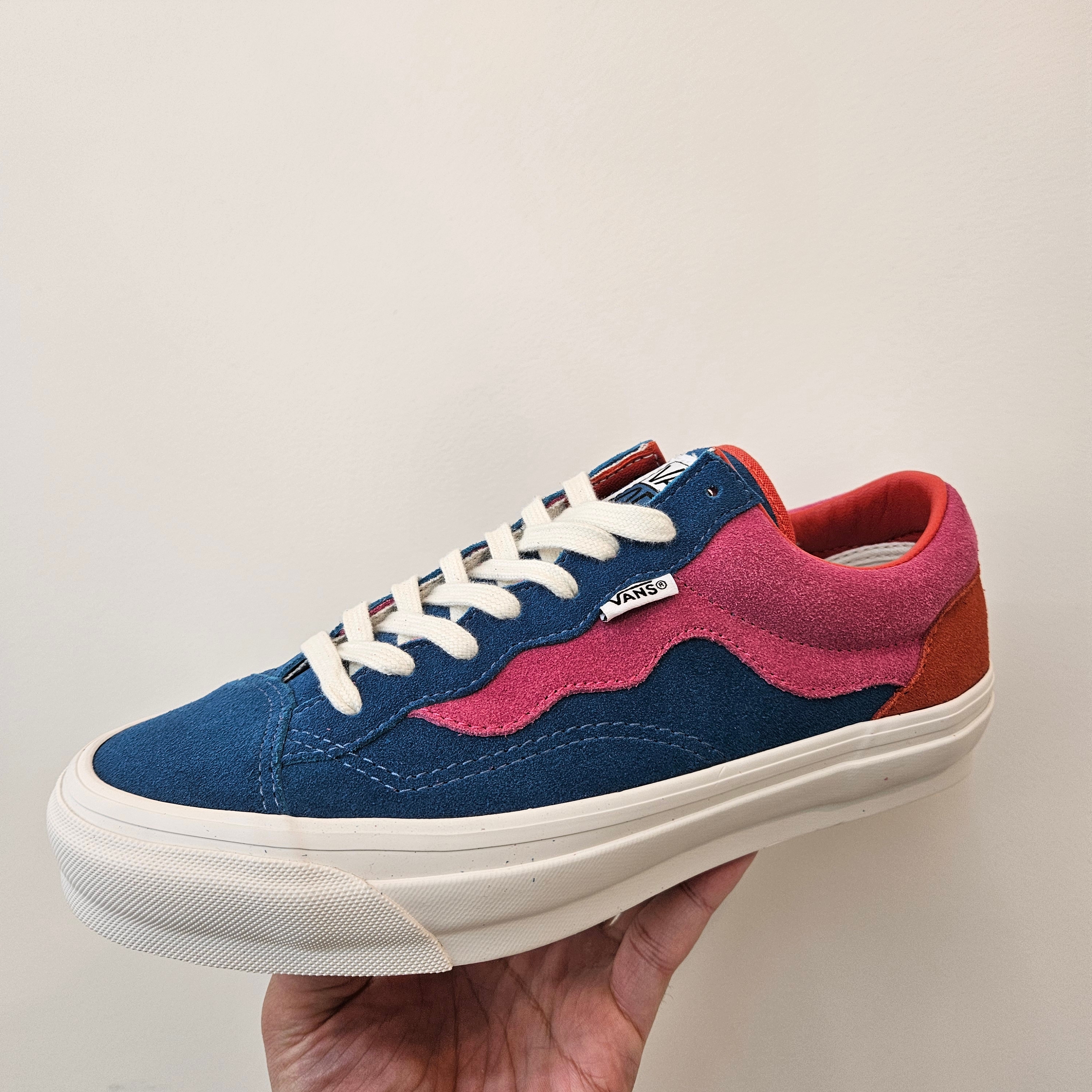 Vans x Parra OTW Old Skool 36 Midnight Carmine 착용 스타일