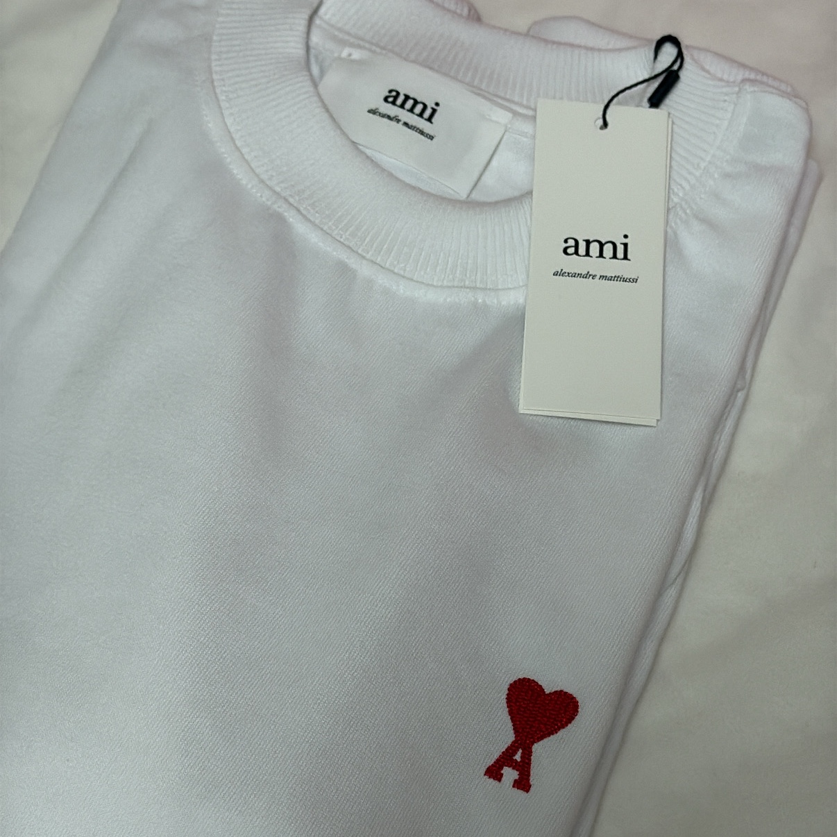 AMI de Coeur Long Sleeves T-Shirt White, AMI de Coeur T-Shirt White 착용 스타일