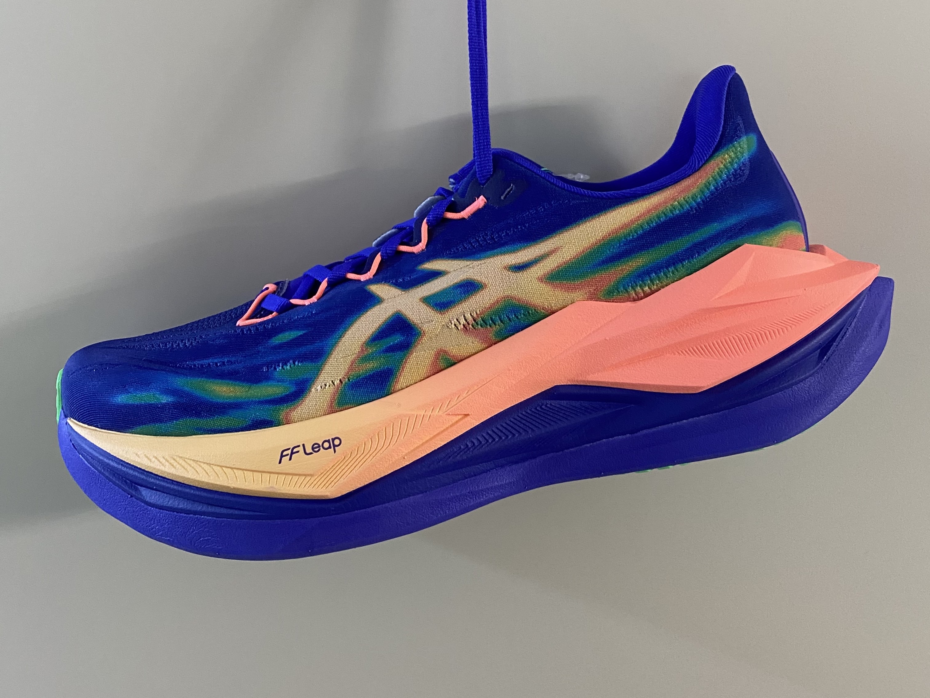 Asics Superblast 3 Cobalt Burst Light Orange 착용 스타일