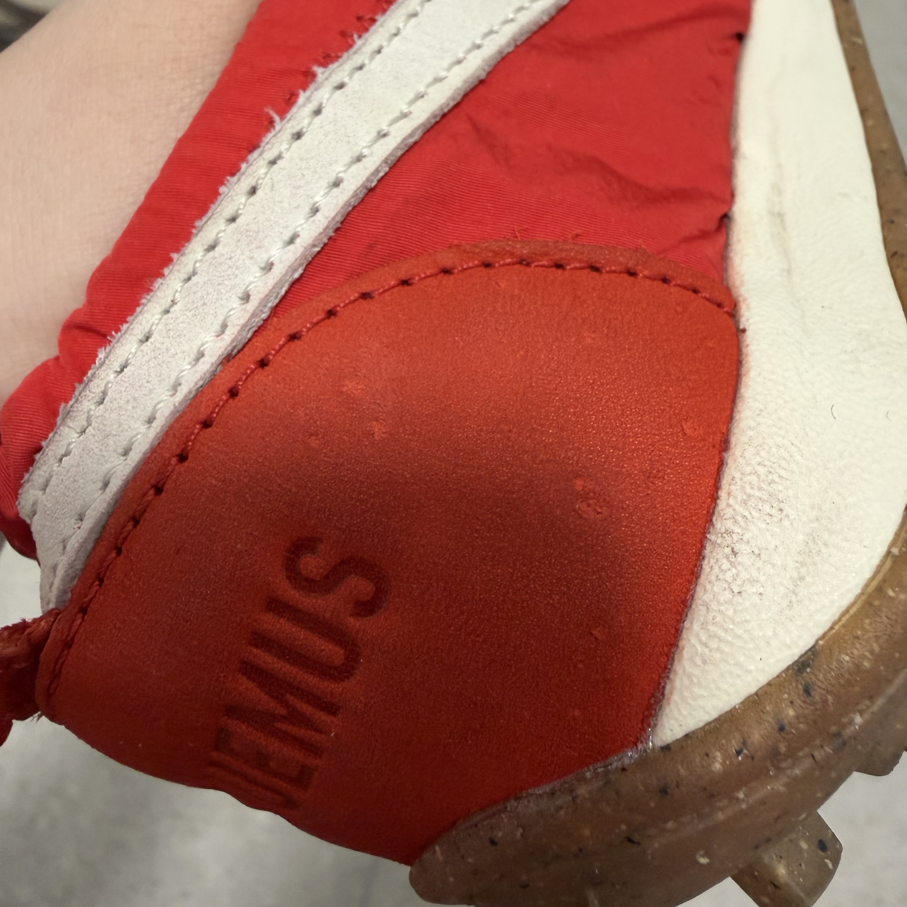 Nike x Jacquemus Moon Shoe SP University Red and Bicycle Yellow 착용 스타일 - 1