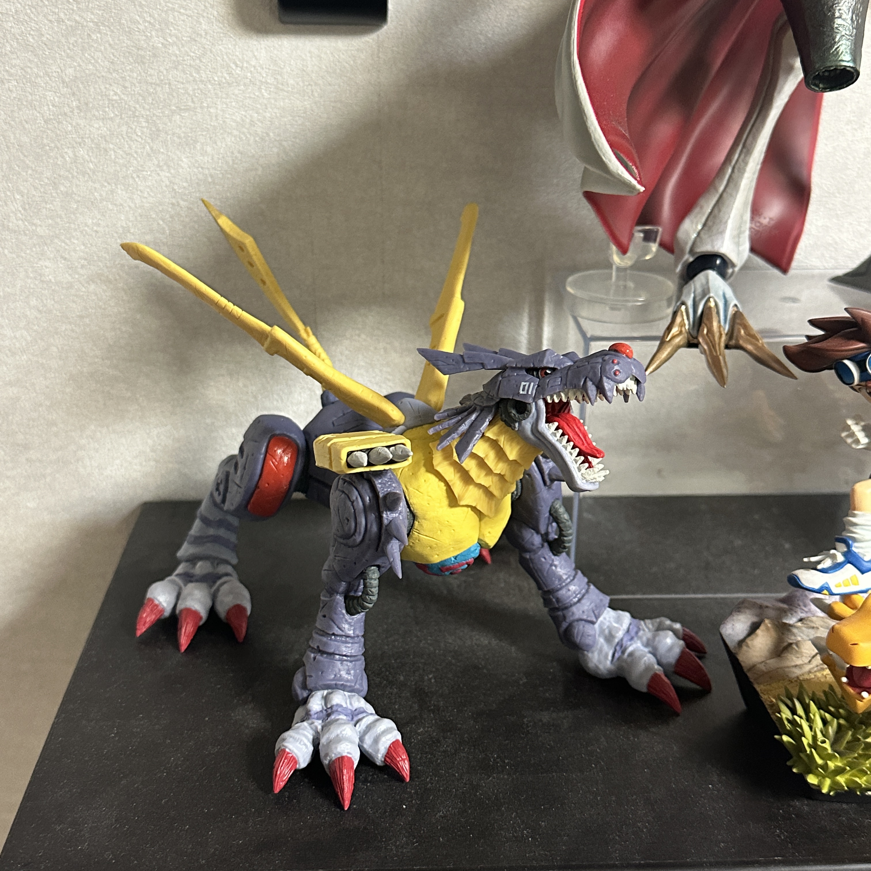 Pop Mart Digimon Adventure Fridge Magnet Series Greymon (Opened Case), Bandai Digimon Adventure 25th Anniversary Digivice Color Evolution (Korean Ver.) 착용 스타일 - 4