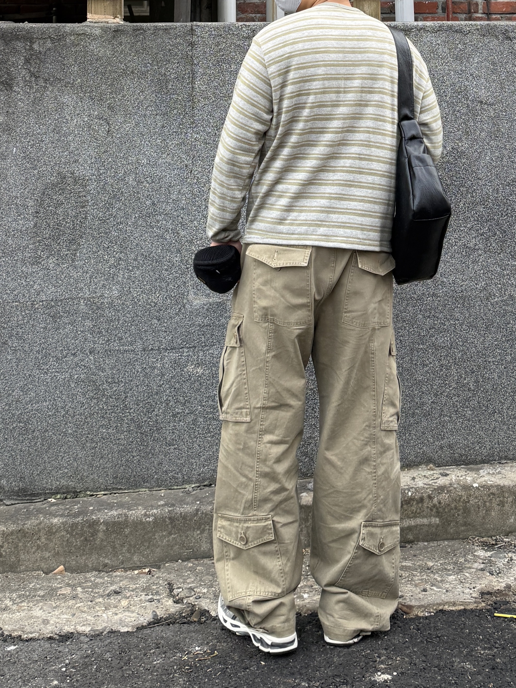 Asics Gel-Kayano 14 Oyster White Steeple Grey, VERUTUM VSH008N Trident Sports Cap Light Khaki 착용 스타일 - 3