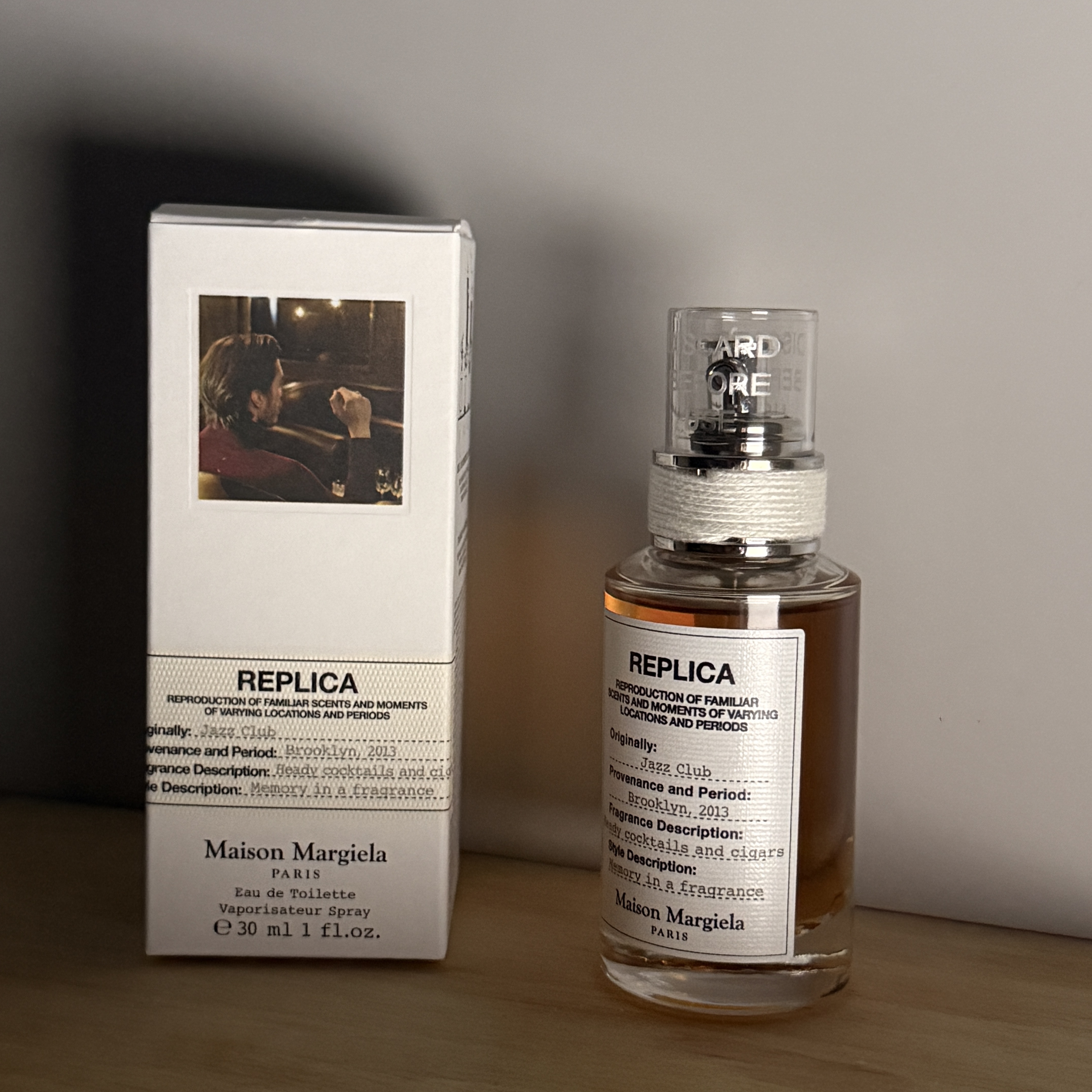 Maison Margiela Replica Jazz Club Eau De Toilette 30ml 착용 스타일 - 2