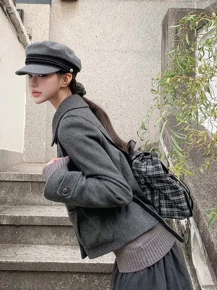 REISE MIYA Preep Check Backpack Black 착용 스타일 - 1