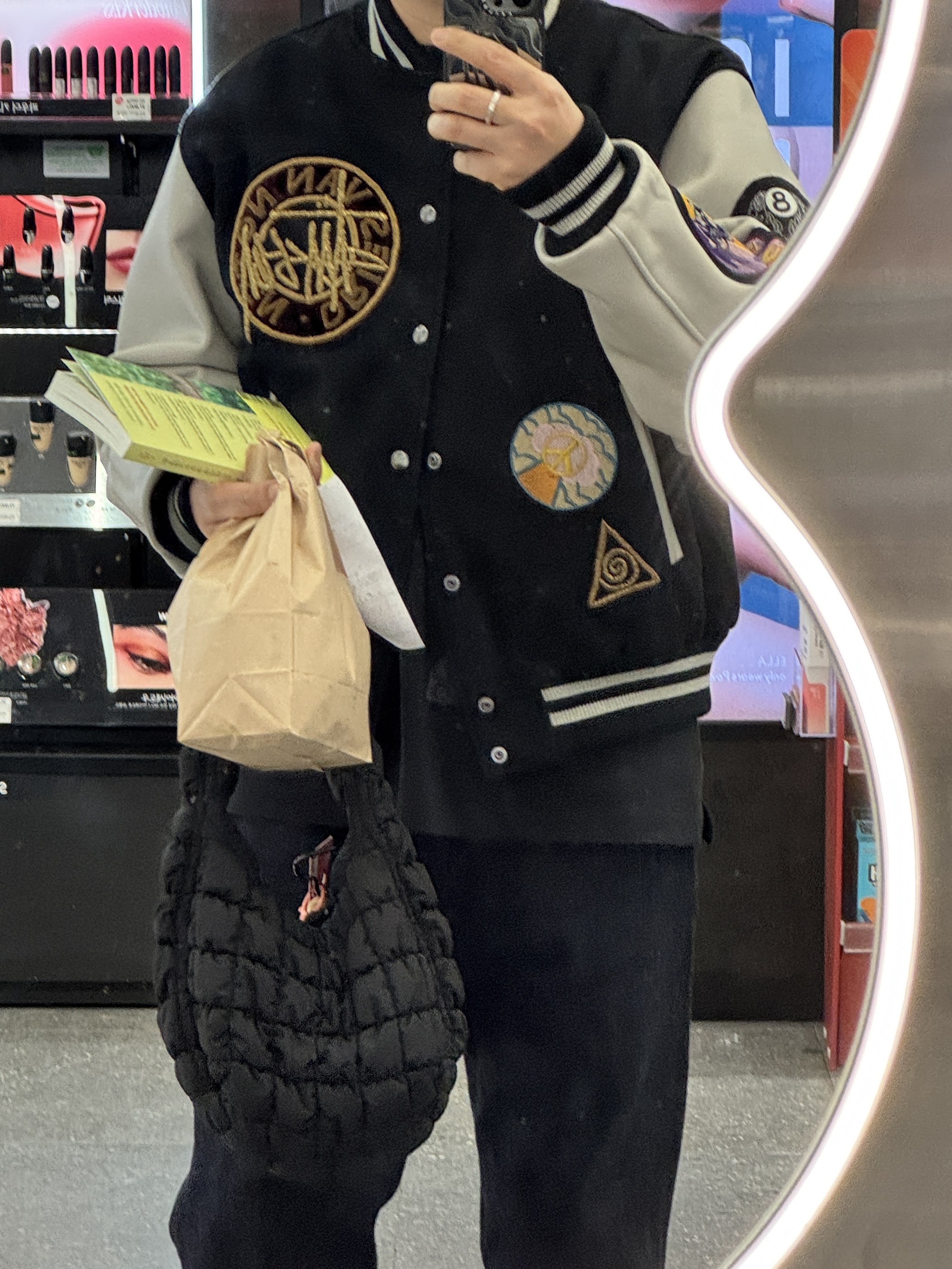 Stussy x Dries Van Noten Varsity Jacket Black, COS Quilted Mini Bag Black 착용 스타일