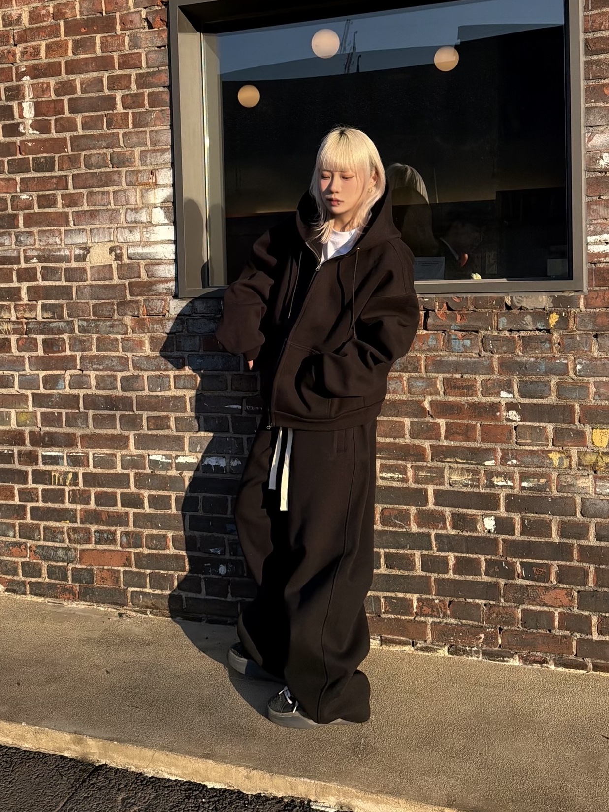 Nonnod Scuba Pajama Pants Black, Nonnod Scuba Zip Hoodie Black 착용 스타일 - 6