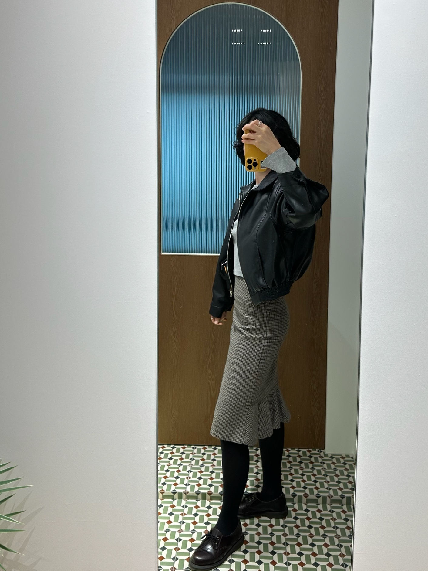 Porter Tanker Duffle Bag L Black, Dr. Martens 1461 Arcadia Leather Shoes Cherry Red Arcadia 착용 스타일 - 3