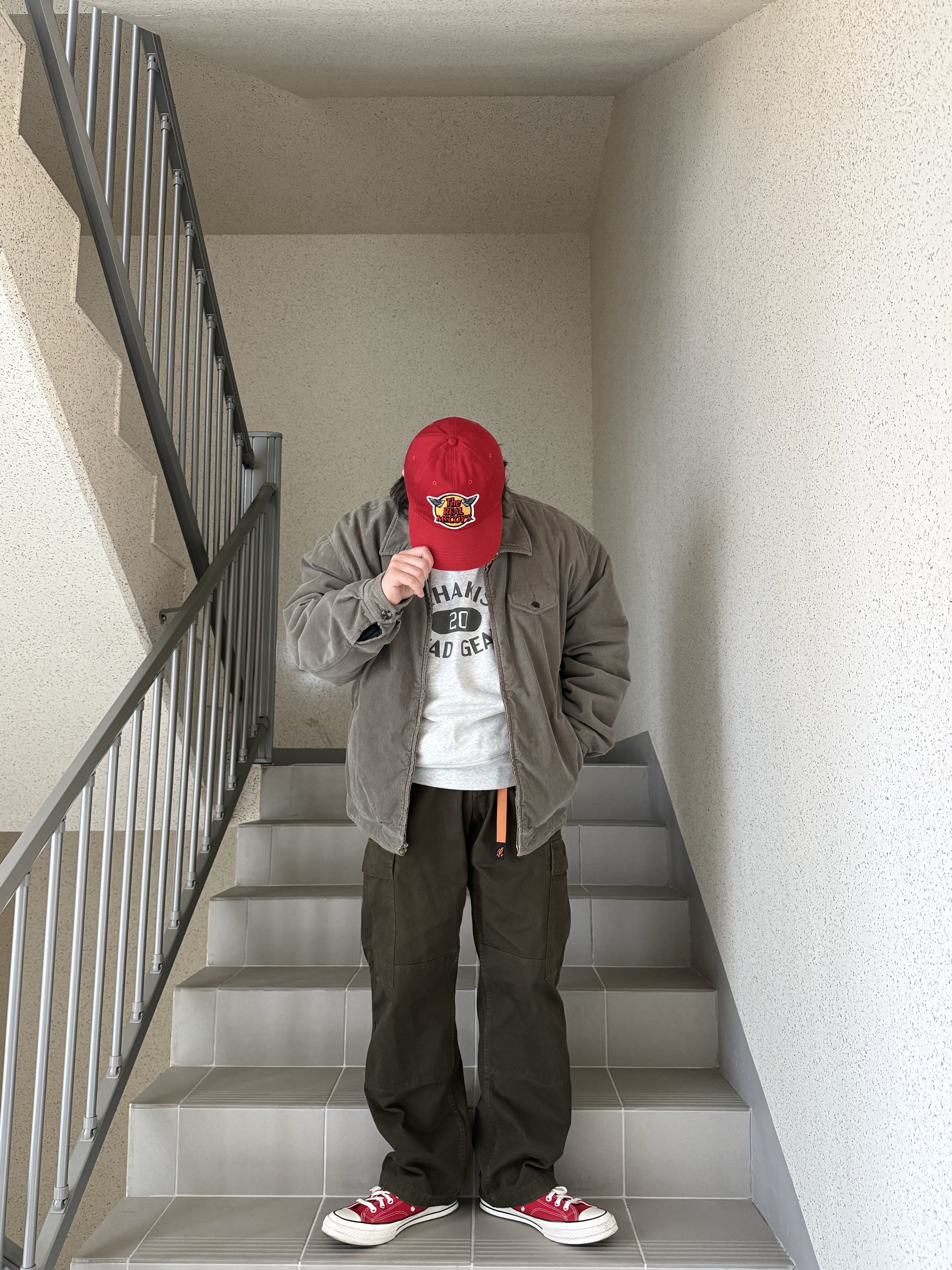 Converse Chuck 70 Ox Vintage Canvas Enamel Red 착용 스타일 - 4