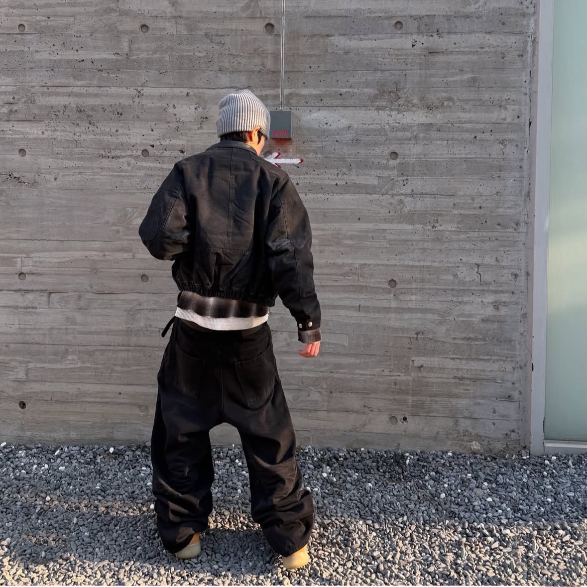 AX CONNECTION Crocodile Texture Belt, AX CONNECTION Raised Surface Washed Wide Denim Pants 착용 스타일 - 3