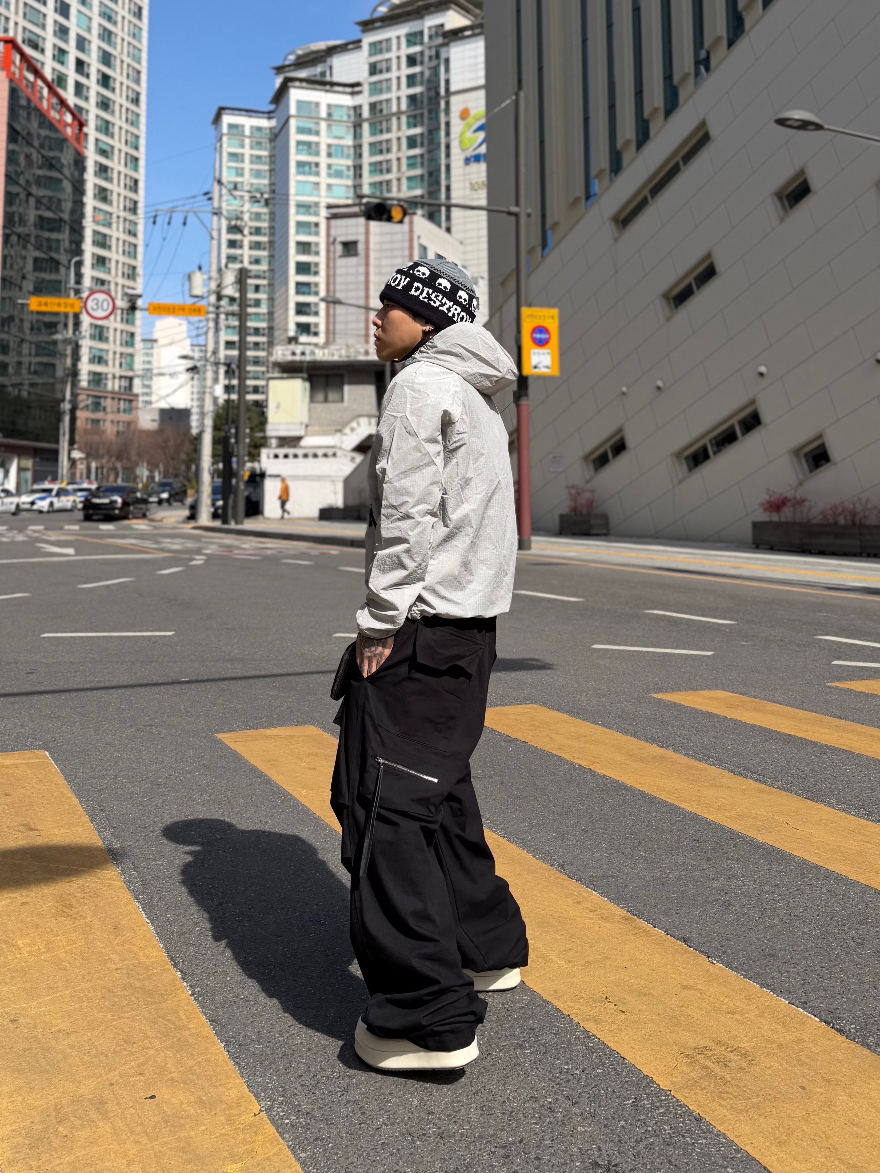 Rick Owens Mega Bumper Sneakers Black Milk, Rick Owens Mega Bumper Sneakers Black Milk 착용 스타일 - 5