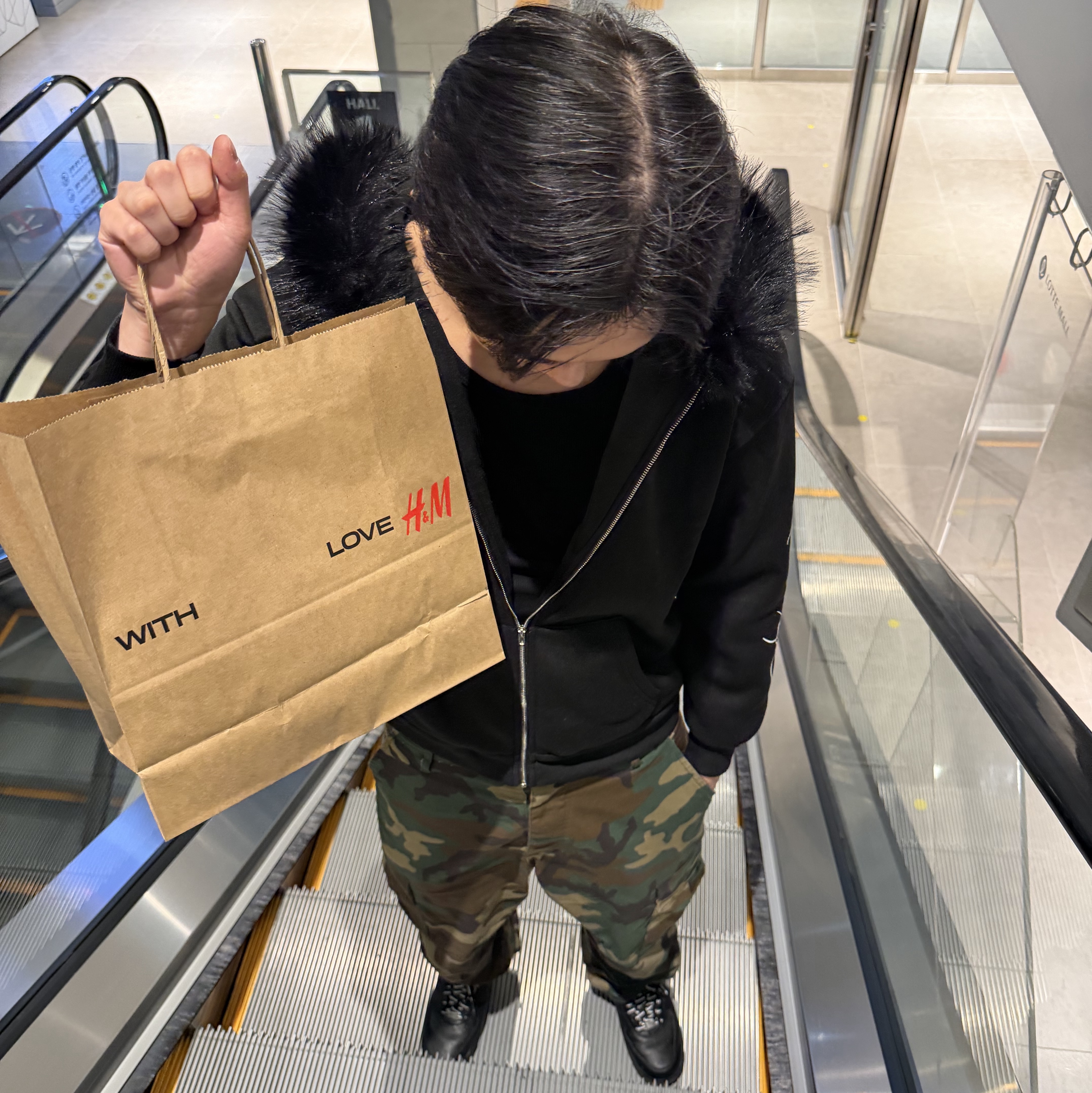 Nike x Supreme Air Force 1 Low Black, The North Face White Label Novelty Nuptse RDS Down Jacket Black 착용 스타일 - 1