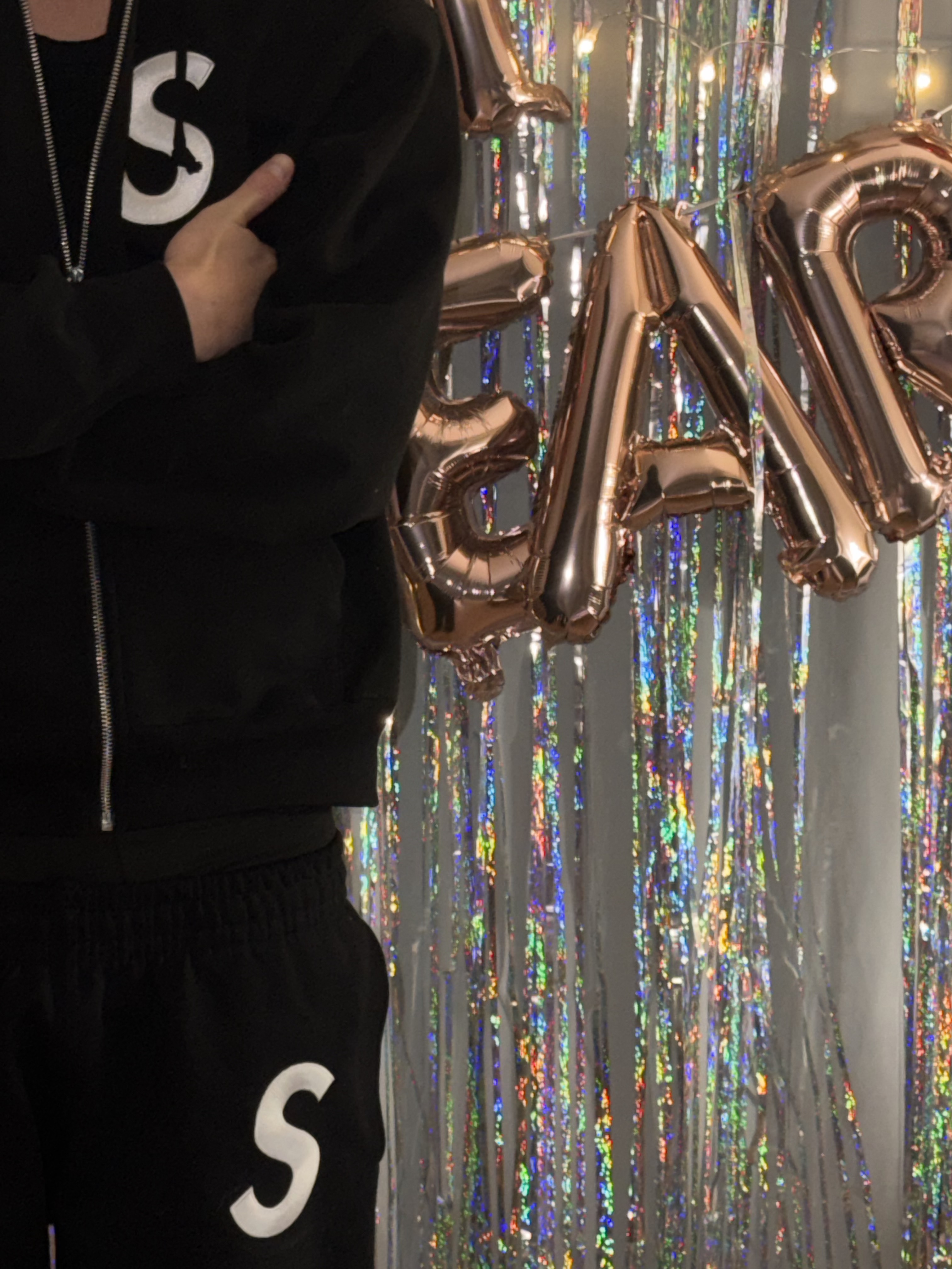 Supreme S Logo Zip Up Hooded Sweatshirt Black - 25FW, Supreme S Logo Zip Up Hooded Sweatshirt Woodland Camo - 25FW 착용 스타일 - 8