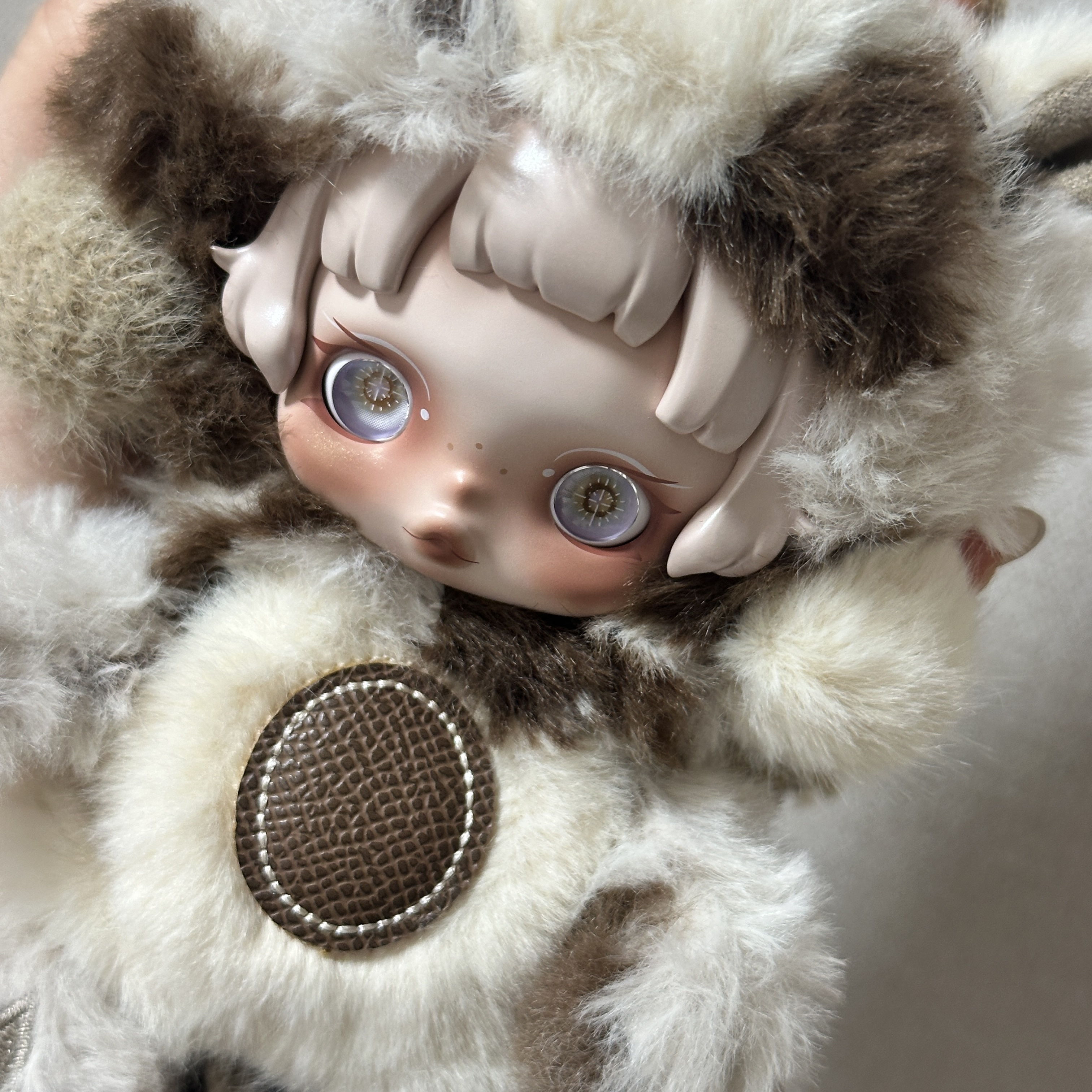 Pop Mart Have A Good Run Series Plush Pendant Sharp Wisdom (Opened Case) 착용 스타일 - 2
